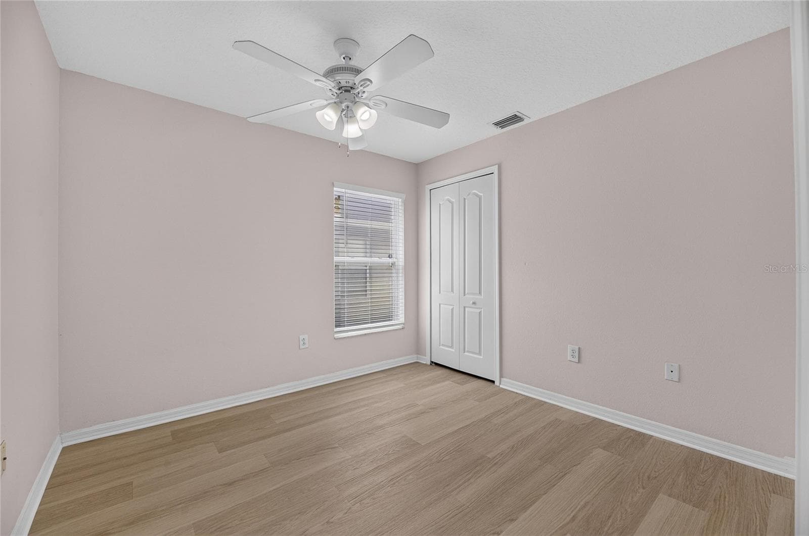 Single Family Residence at 5627 WAR ADMIRAL DR, WESLEY CHAPEL, photo 11 of 63