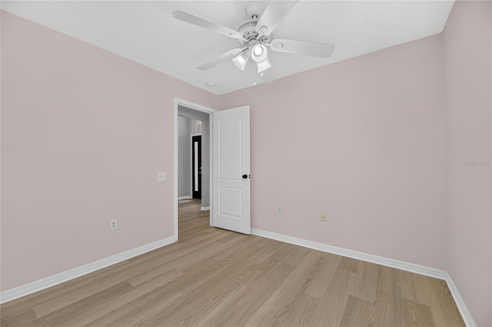 Single Family Residence at 5627 WAR ADMIRAL DR, WESLEY CHAPEL, photo 13 of 63