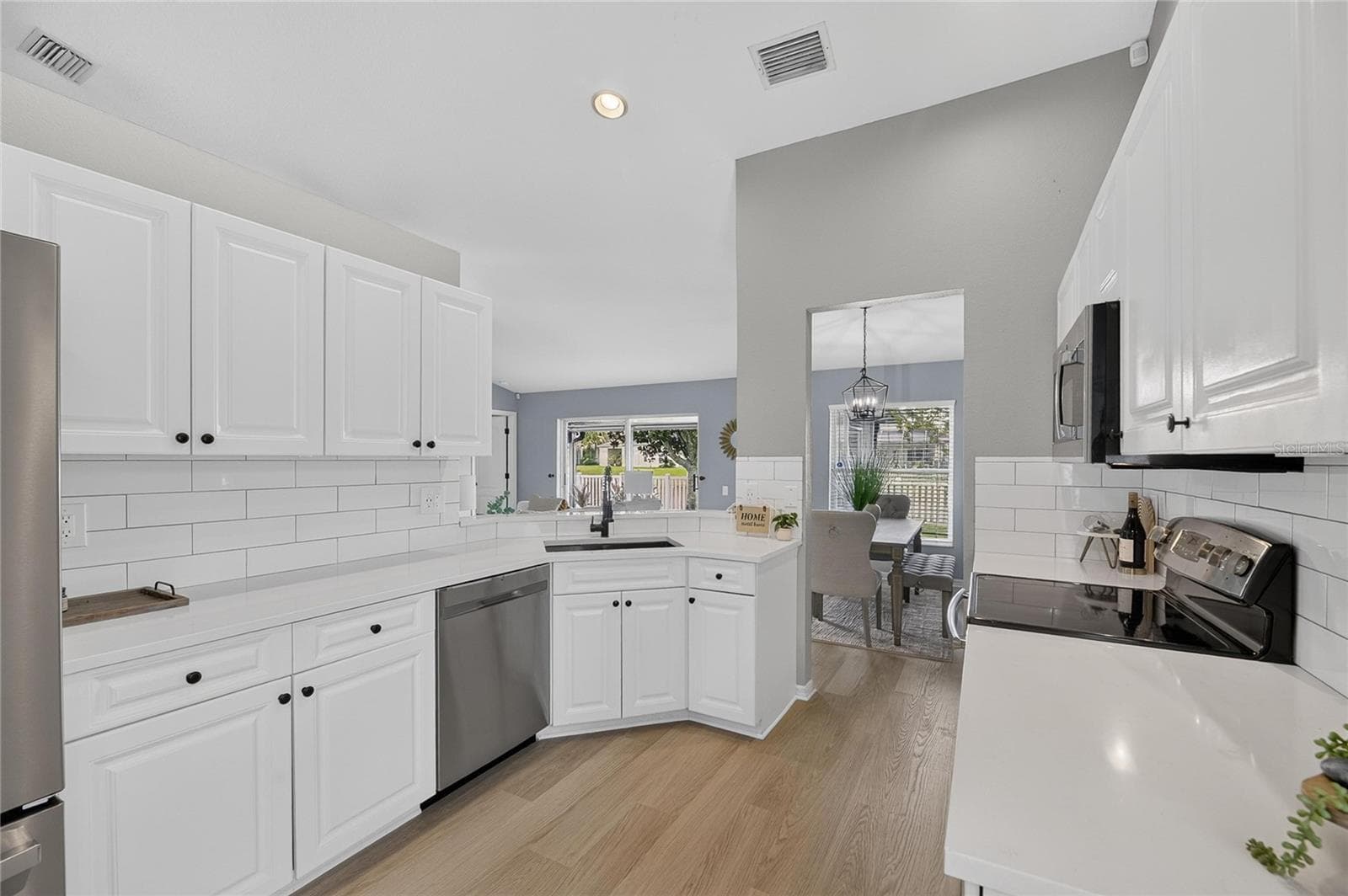 Single Family Residence at 5627 WAR ADMIRAL DR, WESLEY CHAPEL, photo 23 of 63