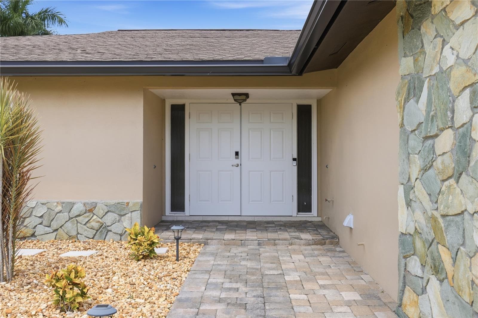 Double door entry - 136 SINCLAIR ST SE, PORT CHARLOTTE
