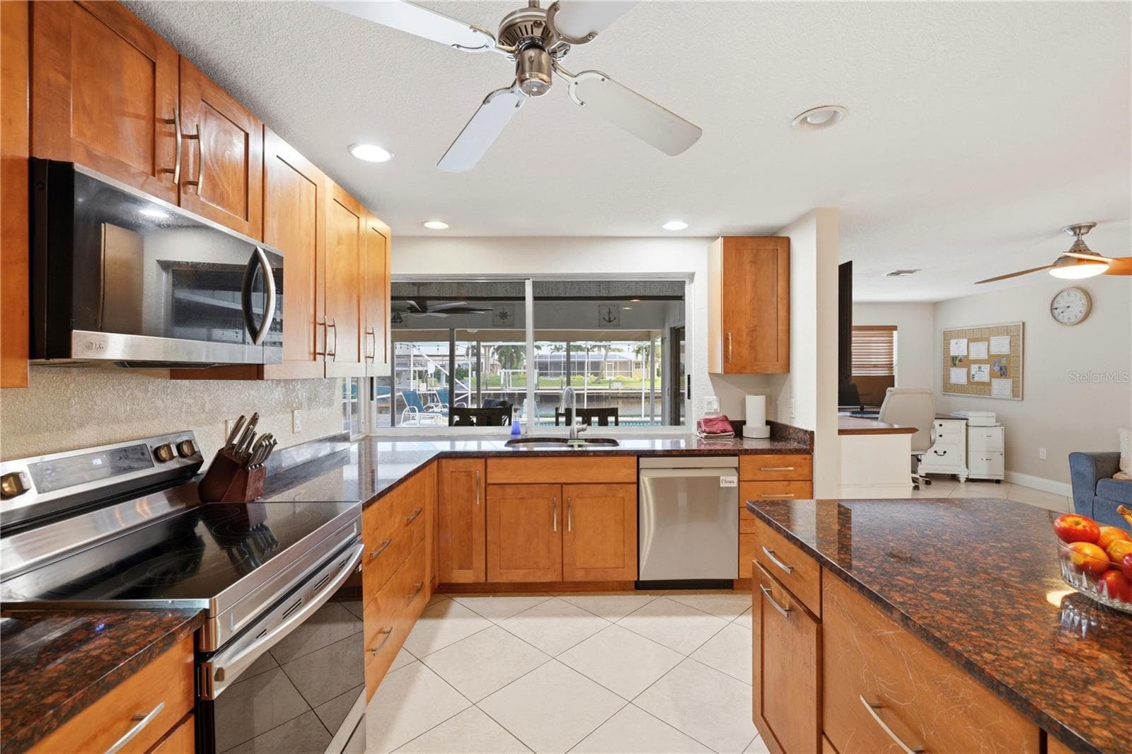 Single Family Residence at 136 SINCLAIR ST SE, PORT CHARLOTTE, photo 32 of 72