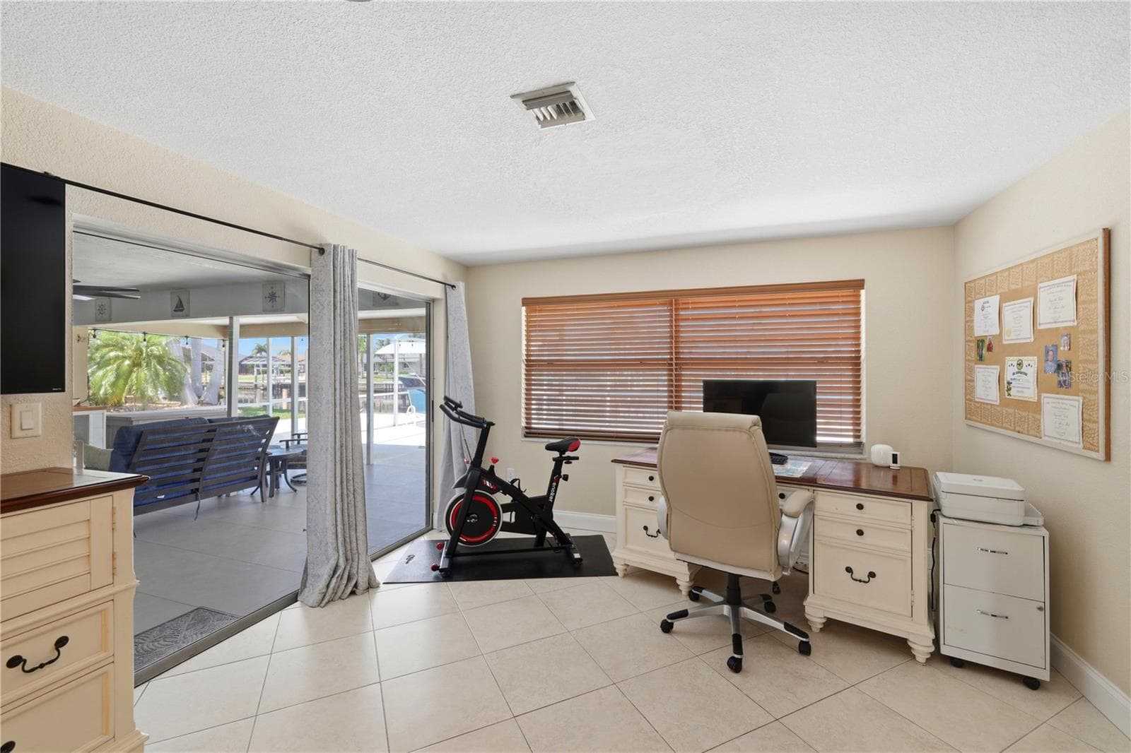 Single Family Residence at 136 SINCLAIR ST SE, PORT CHARLOTTE, photo 42 of 72