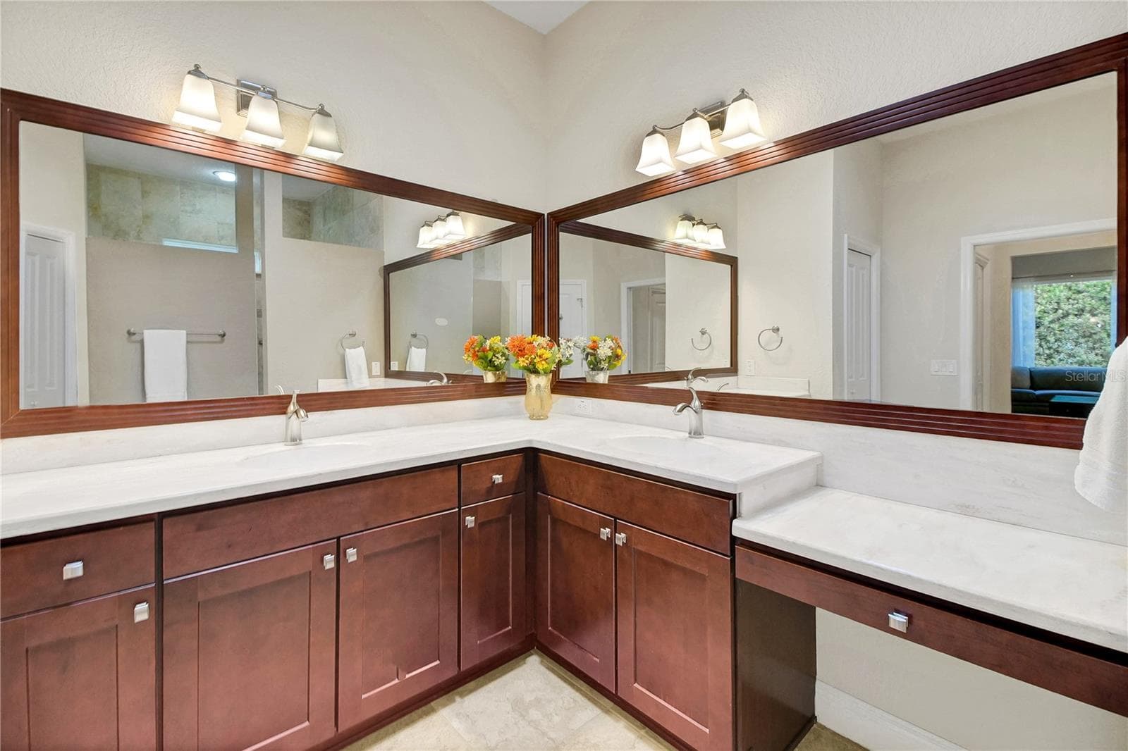 Single Family Residence at 10033 LAKE MIONA WAY, OXFORD, photo 24 of 56