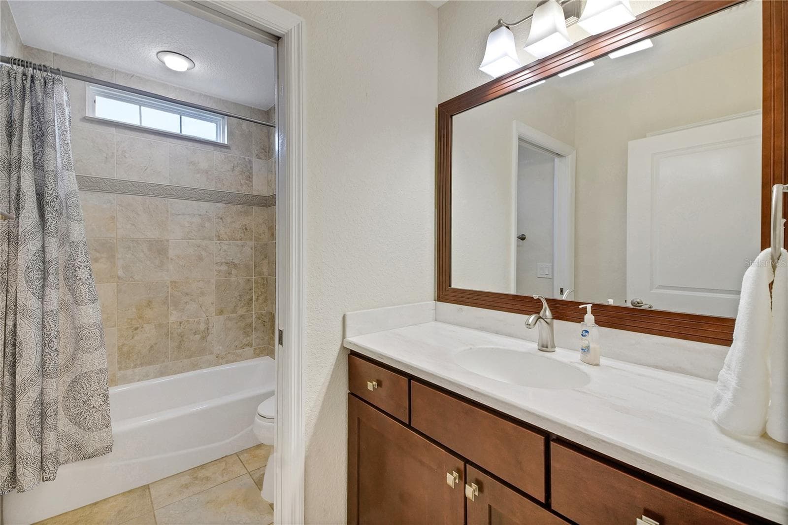Single Family Residence at 10033 LAKE MIONA WAY, OXFORD, photo 50 of 56