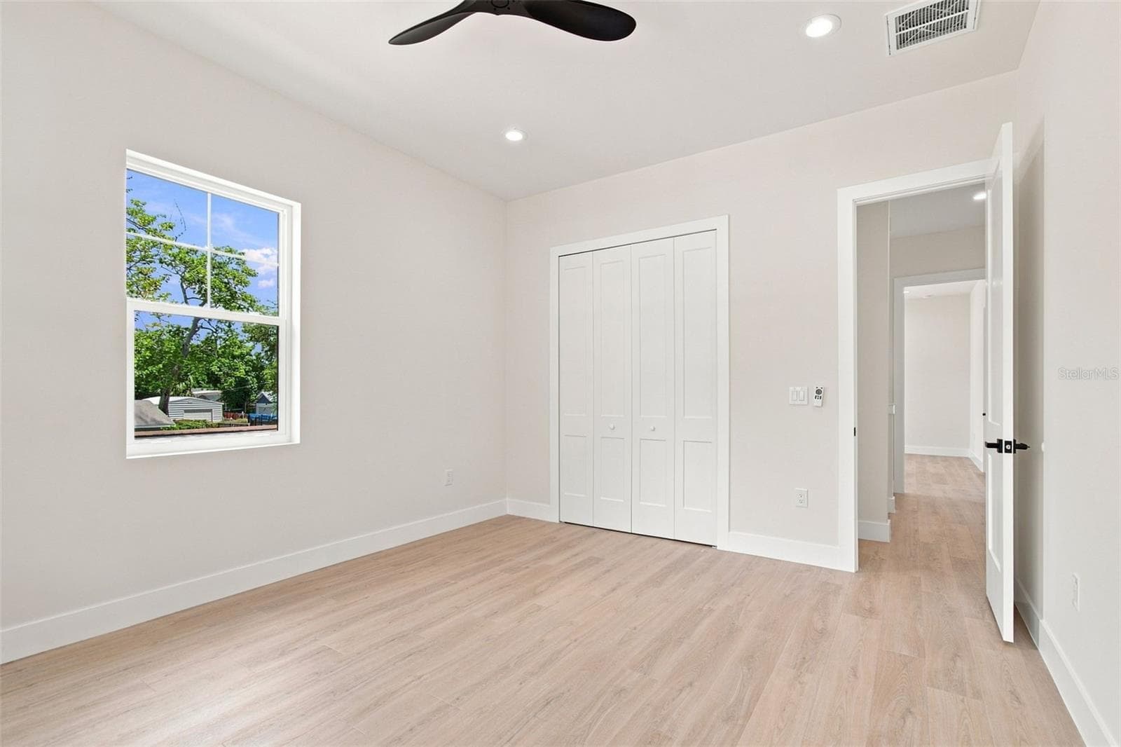 Single Family Residence at 5310 7TH AVE N, ST PETERSBURG, photo 43 of 96