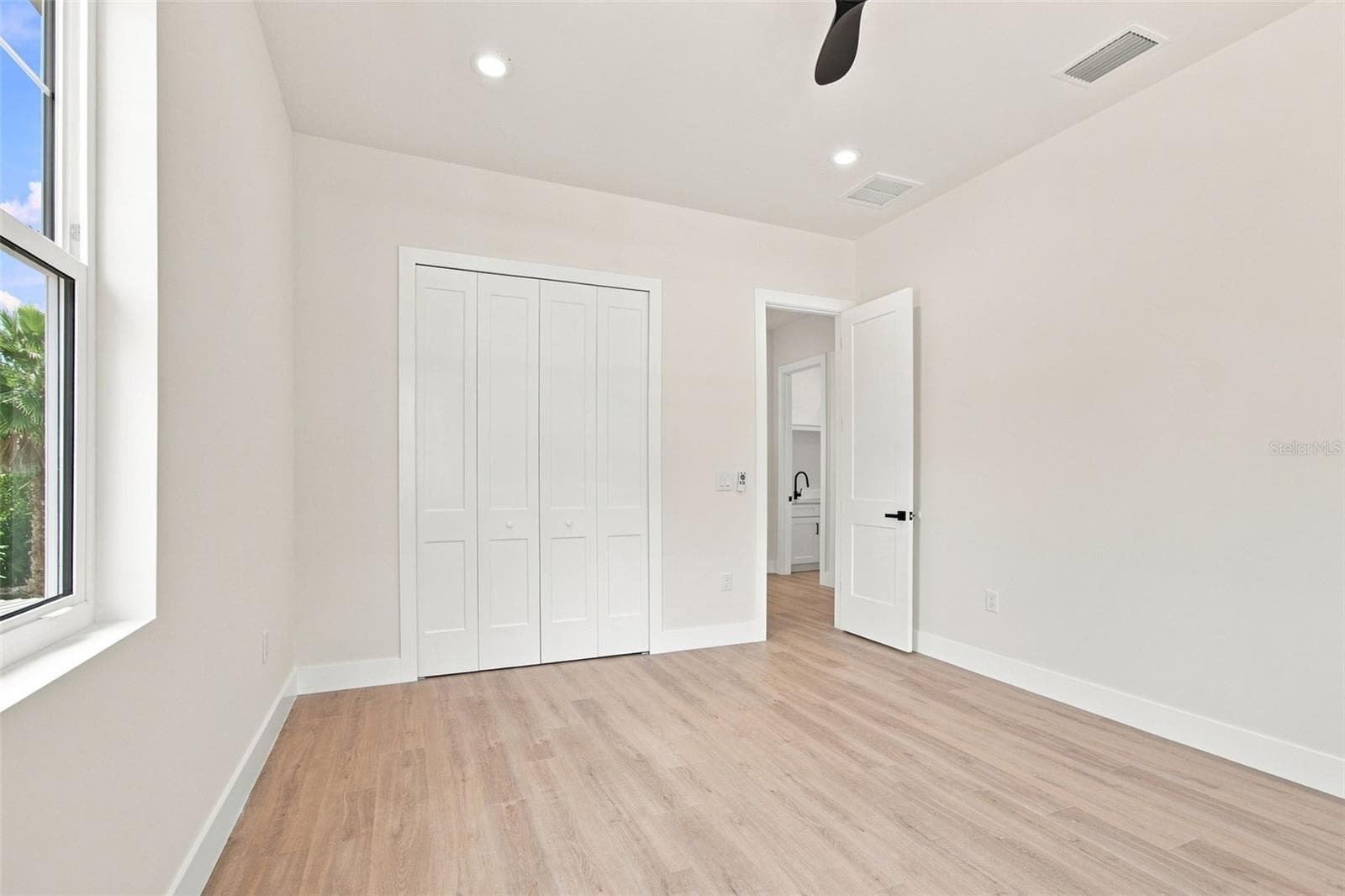 Single Family Residence at 5310 7TH AVE N, ST PETERSBURG, photo 44 of 96