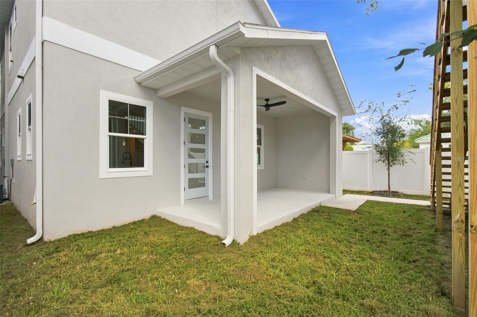 Single Family Residence at 5310 7TH AVE N, ST PETERSBURG, photo 70 of 96