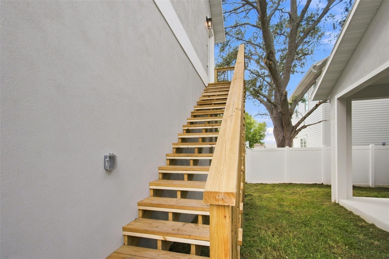 Single Family Residence at 5310 7TH AVE N, ST PETERSBURG, photo 71 of 96