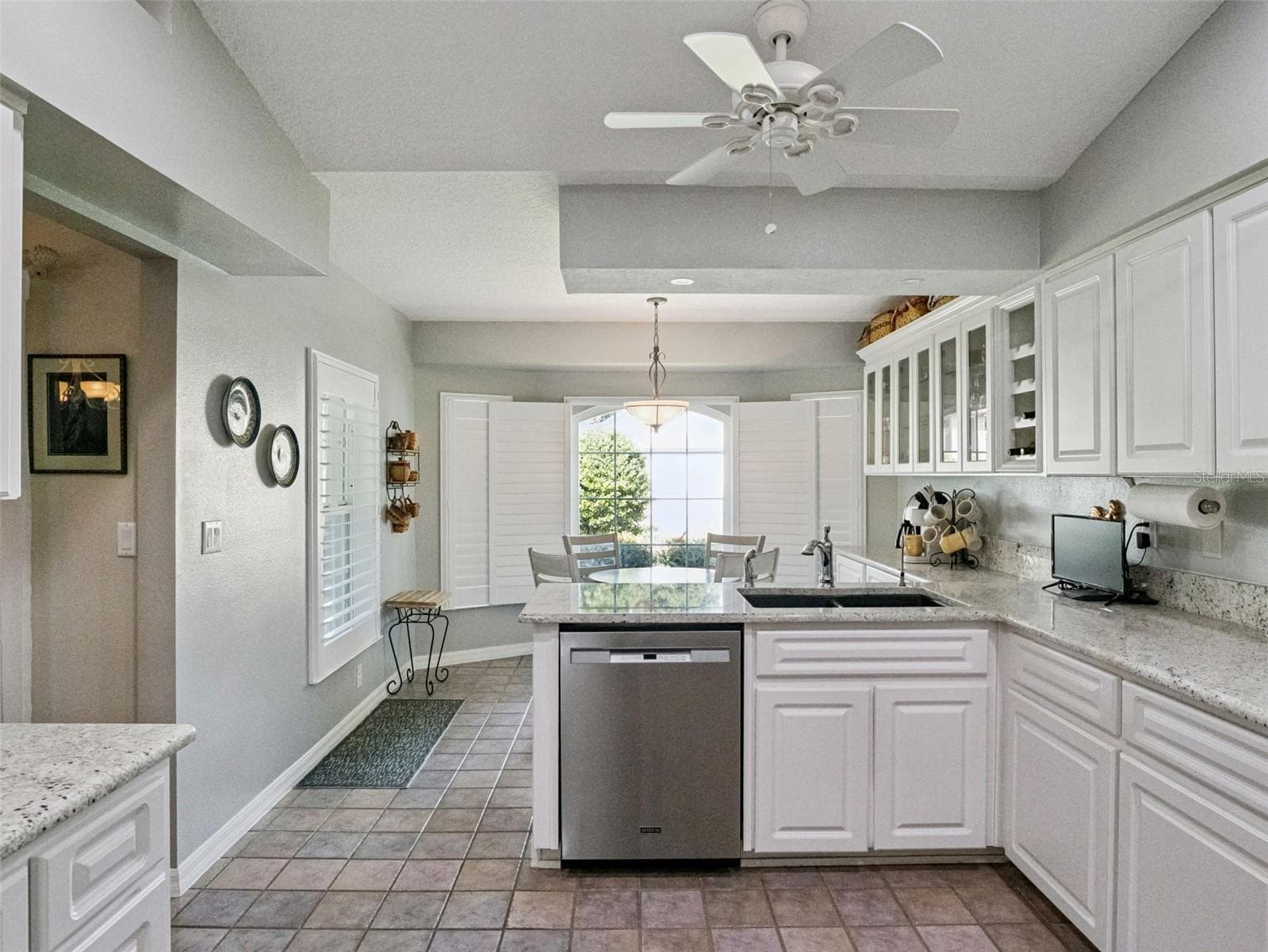 Single Family Residence at 21142 EDINBOROUGH PL, LEESBURG, photo 13 of 65