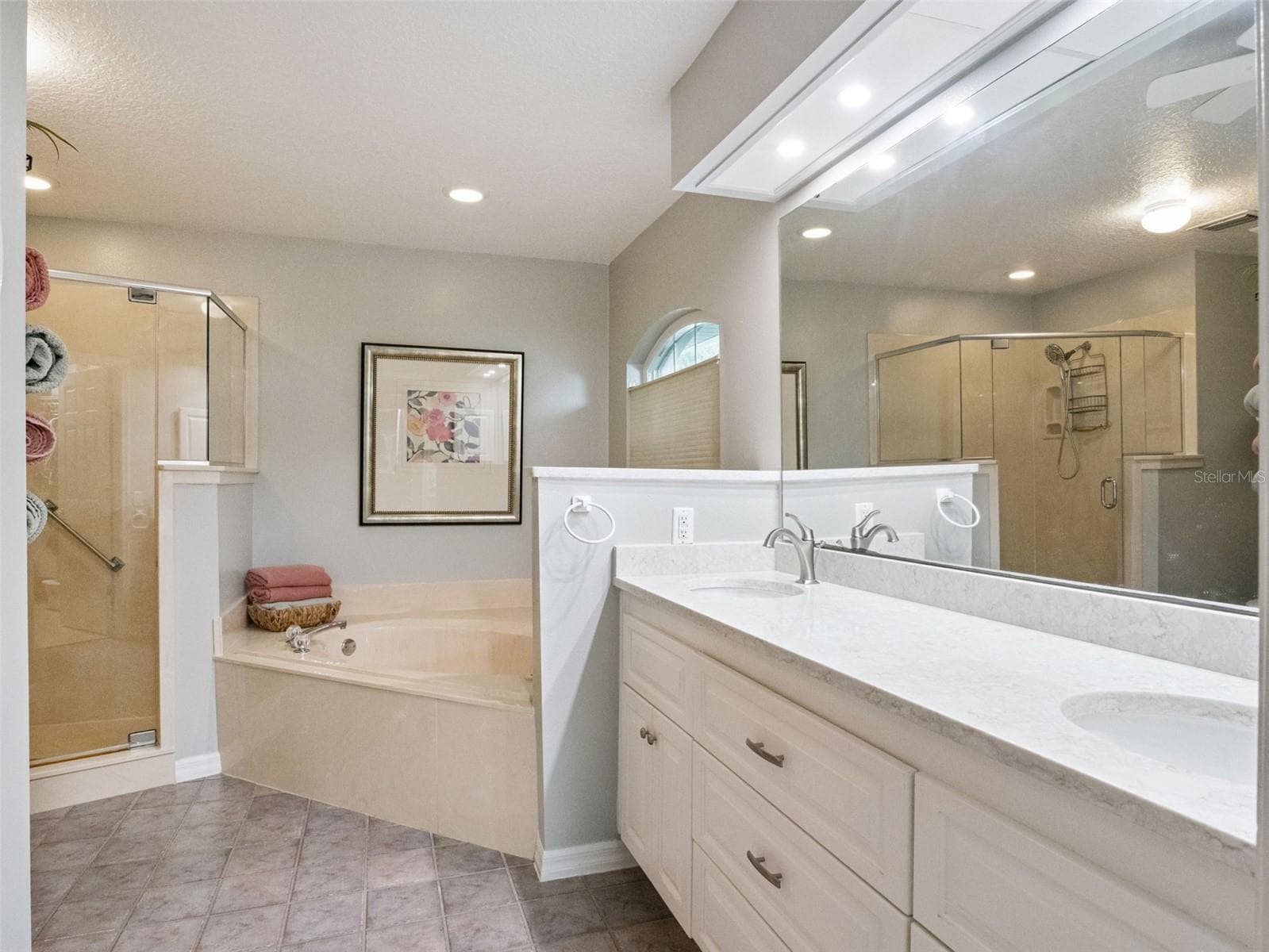 Single Family Residence at 21142 EDINBOROUGH PL, LEESBURG, photo 23 of 65
