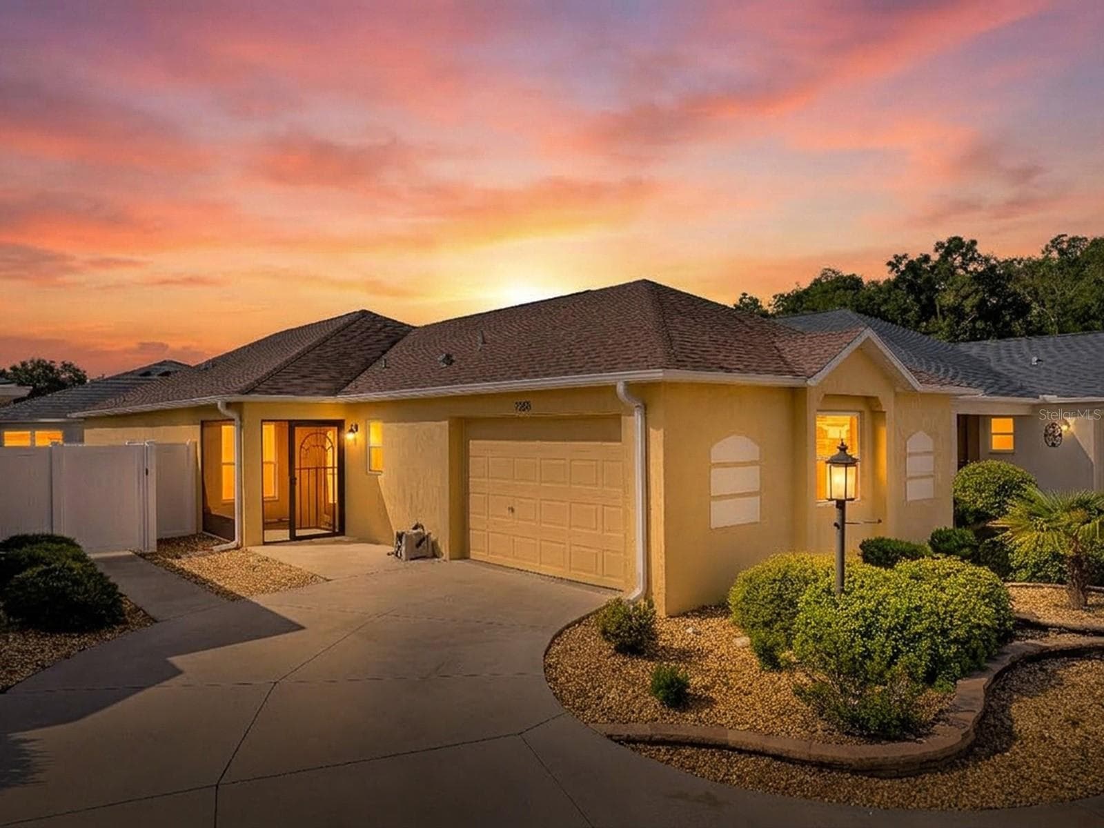 Villa at 7380 SE 168TH DIPIETRO LN, THE VILLAGES, photo 2 of 41