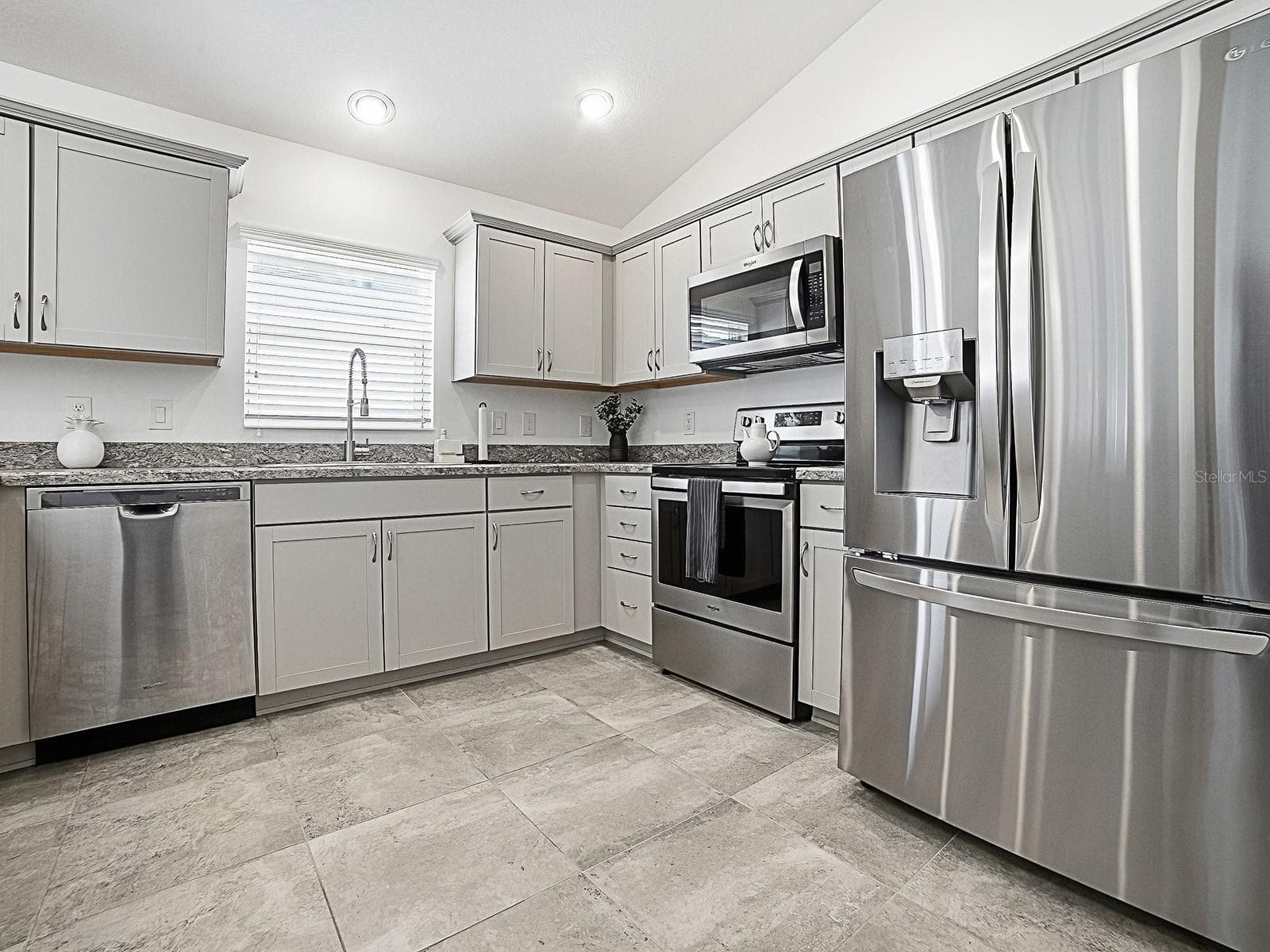 Villa at 7380 SE 168TH DIPIETRO LN, THE VILLAGES, photo 5 of 41