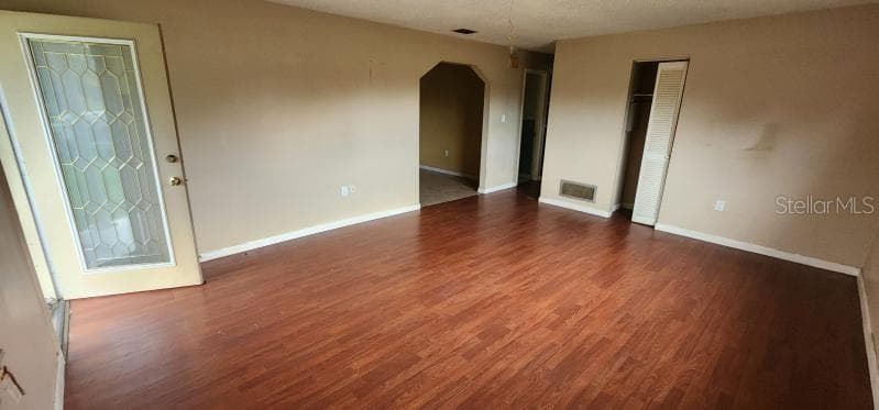 Single Family Residence at 2040 SIPES AVE, SANFORD, photo 2 of 11