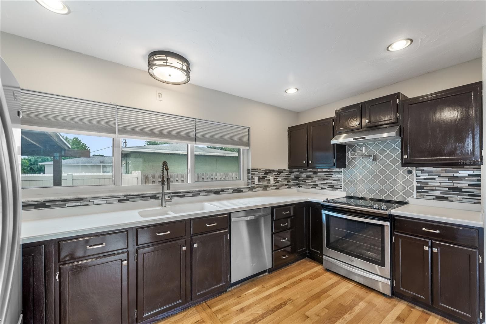 Single Family Residence at 2501 LESLEE LAKE DR N, ST PETERSBURG, photo 22 of 52
