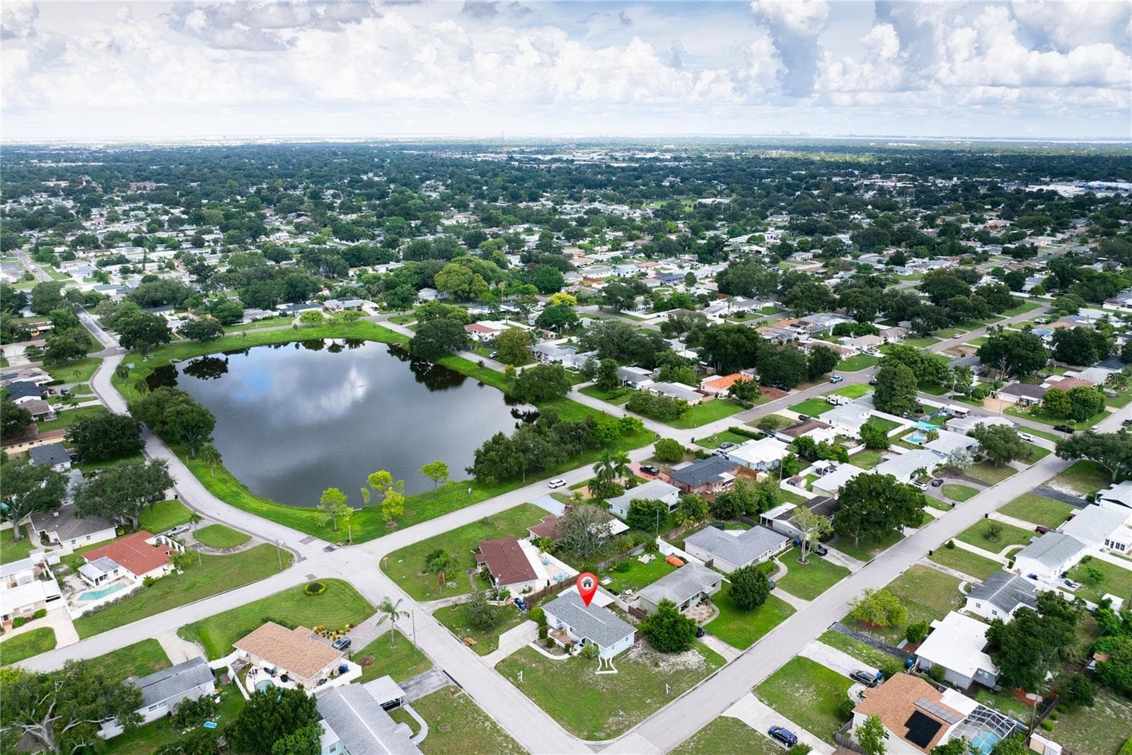 Single Family Residence at 2501 LESLEE LAKE DR N, ST PETERSBURG, photo 44 of 52