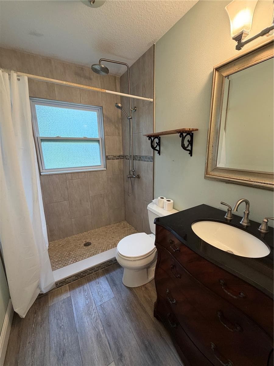 Single Family Residence at 833 COLLINS AVE, APOPKA, photo 8 of 28