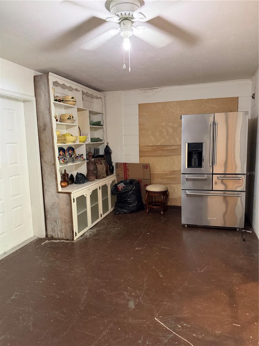Single Family Residence at 833 COLLINS AVE, APOPKA, photo 16 of 28