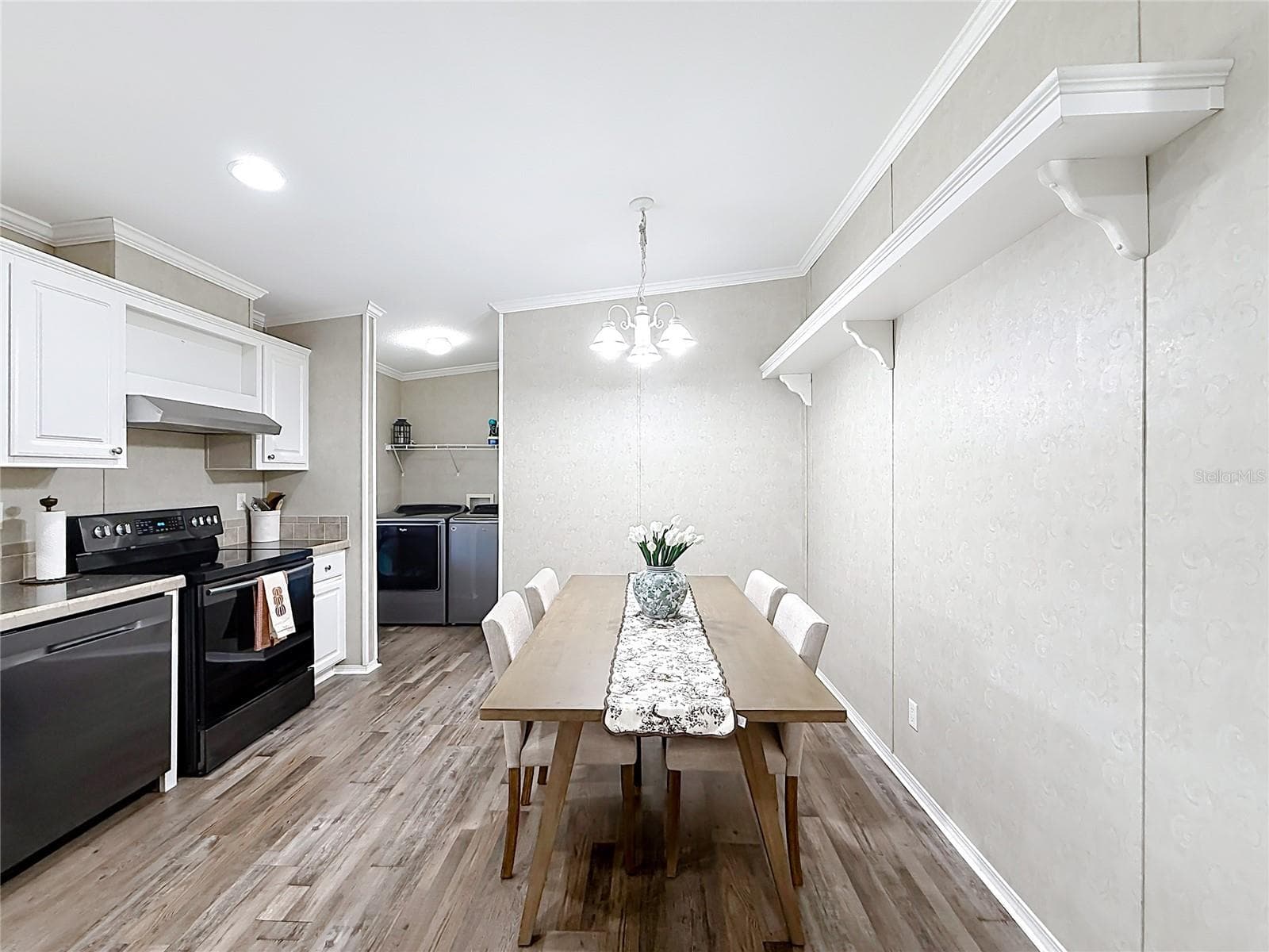 Kitchen - 25110 ALAMANDA DR, ASTATULA