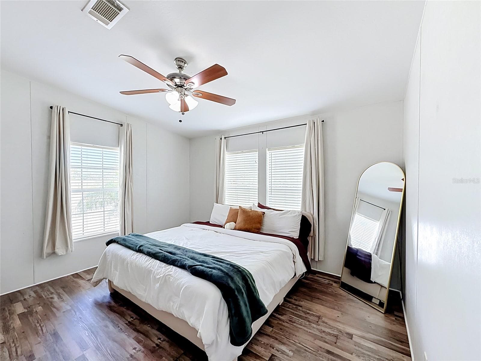Master bedroom - 25110 ALAMANDA DR, ASTATULA
