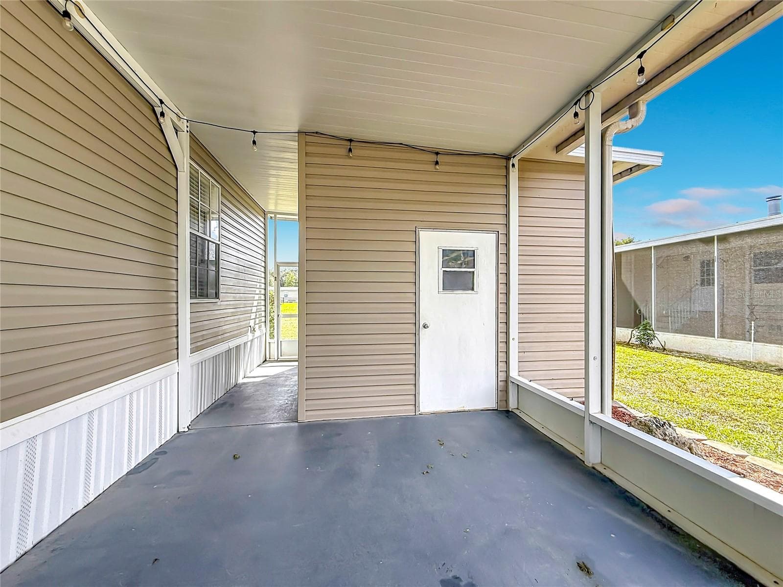 Screened patio - 25110 ALAMANDA DR, ASTATULA