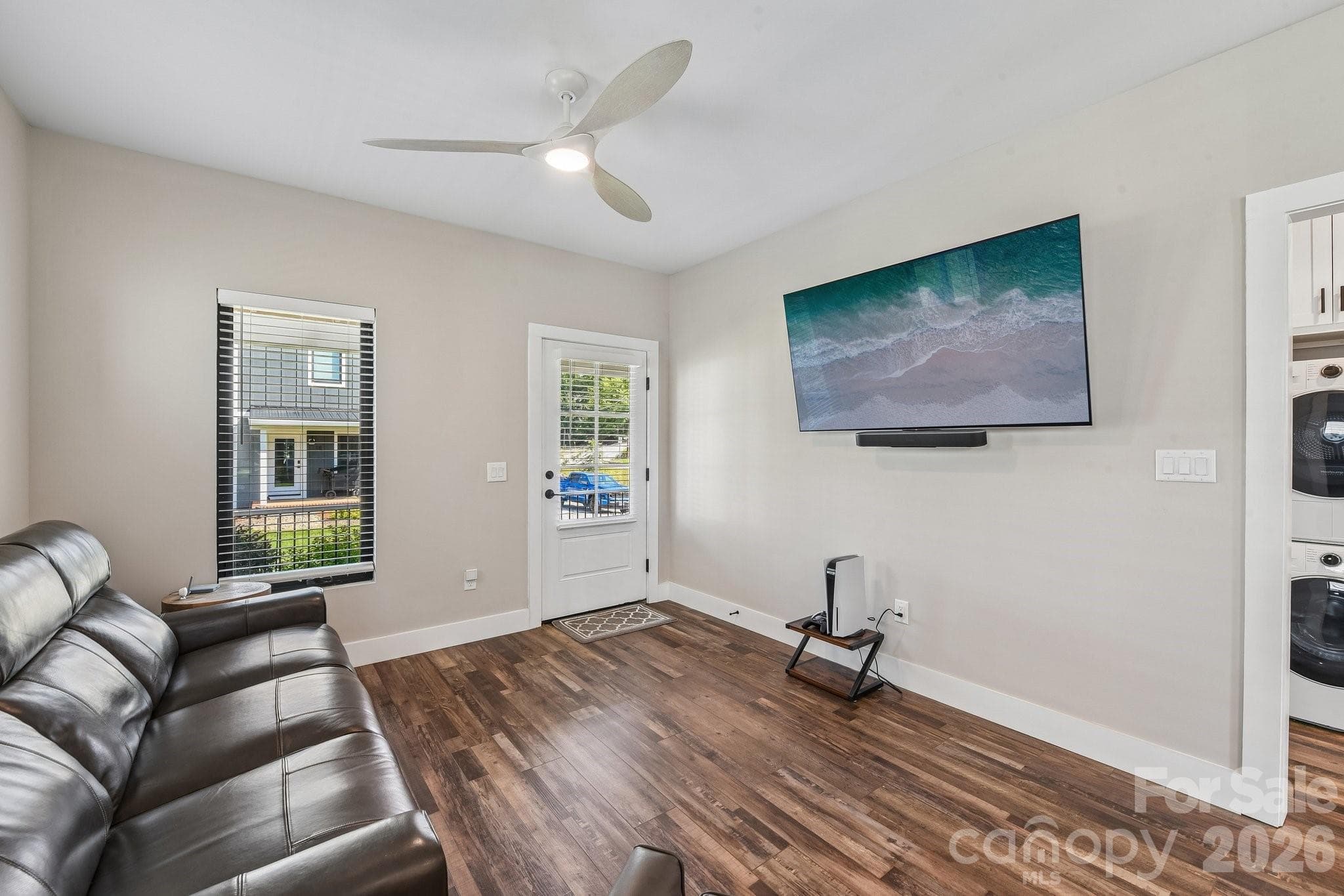 Single Family Residence at 24 Cottage Court, Granite Falls, photo 5 of 25