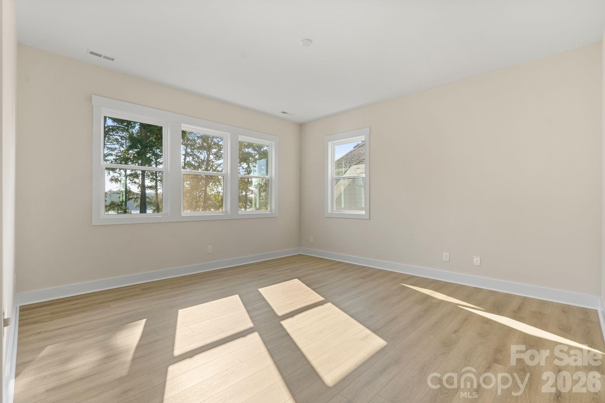 4th bedroom with water views - 4531 Splash Trail, Sherrills Ford