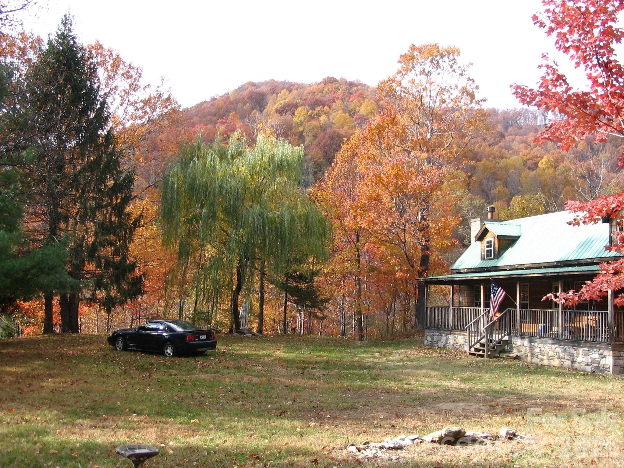 Single Family Residence at 10 Camp Elliott Road, Black Mountain, photo 41 of 47