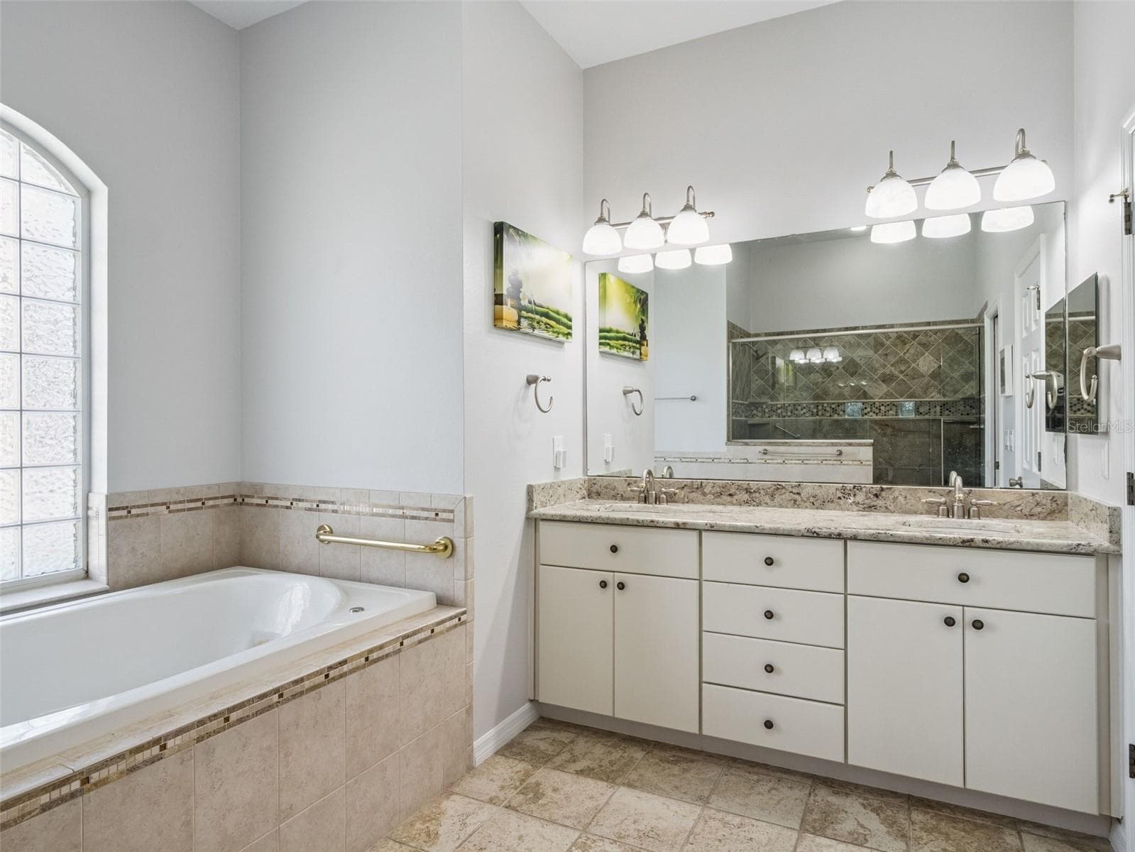 Single Family Residence at 5602 SQUIRES DR, LEESBURG, photo 18 of 60