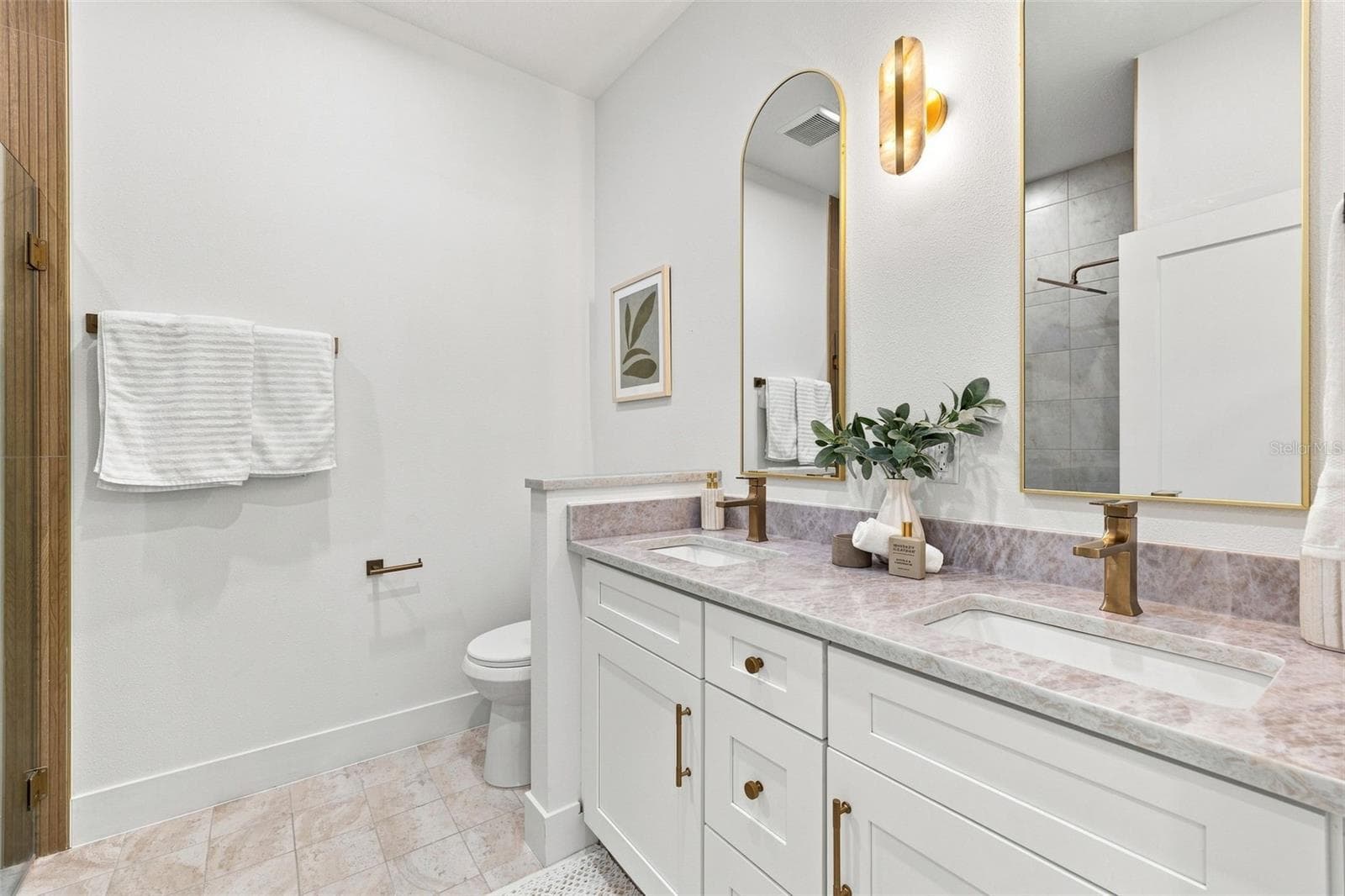 primary bath - 3008 E OSBORNE AVE, TAMPA