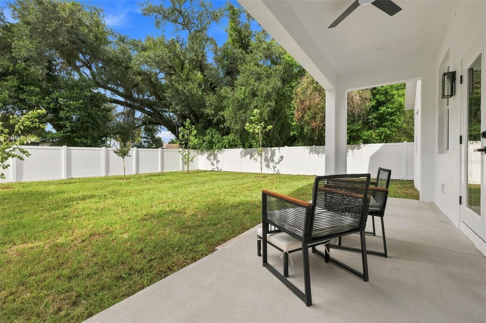 Single Family Residence at 3008 E OSBORNE AVE, TAMPA, photo 22 of 25