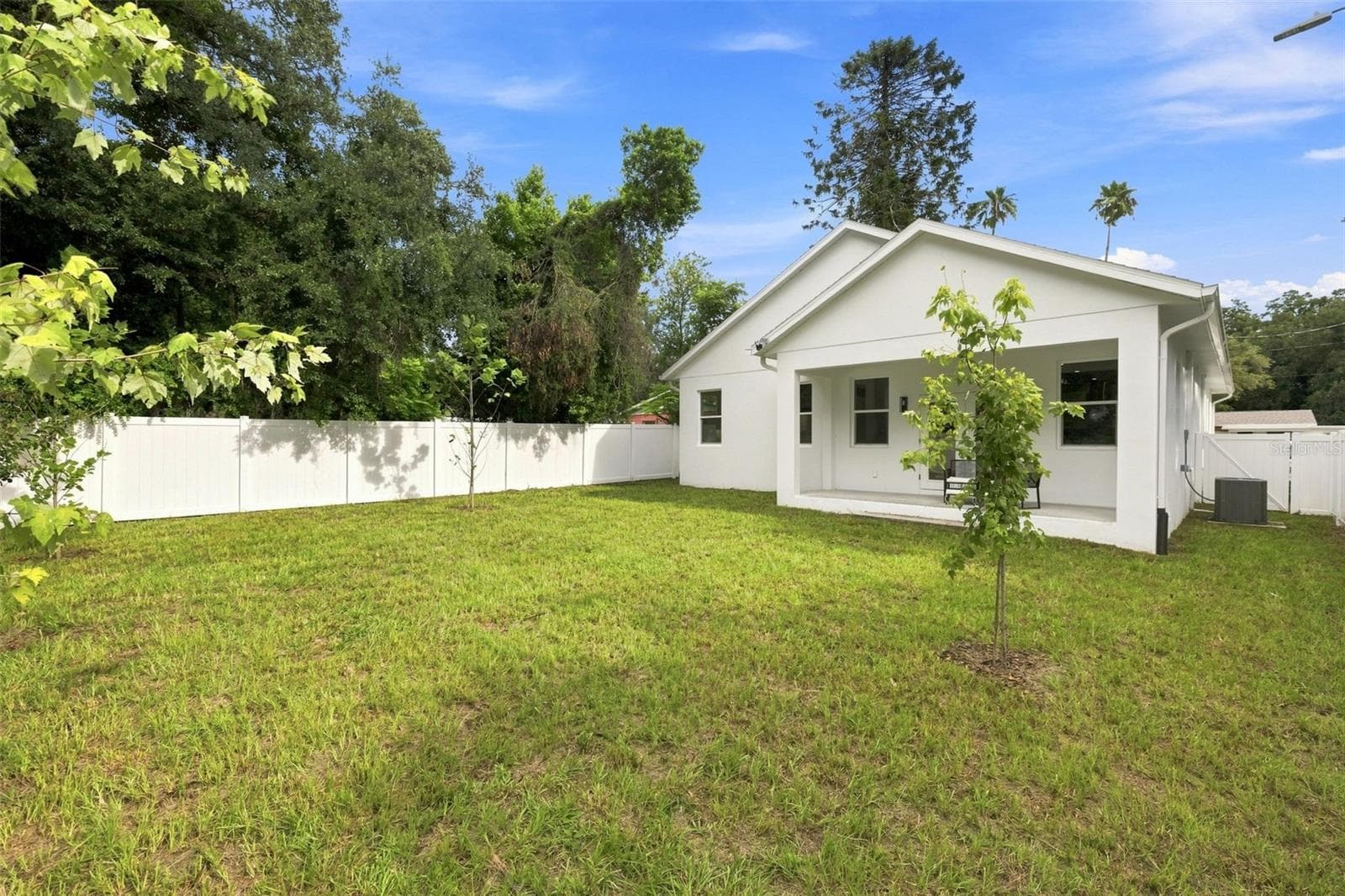 Single Family Residence at 3008 E OSBORNE AVE, TAMPA, photo 23 of 25