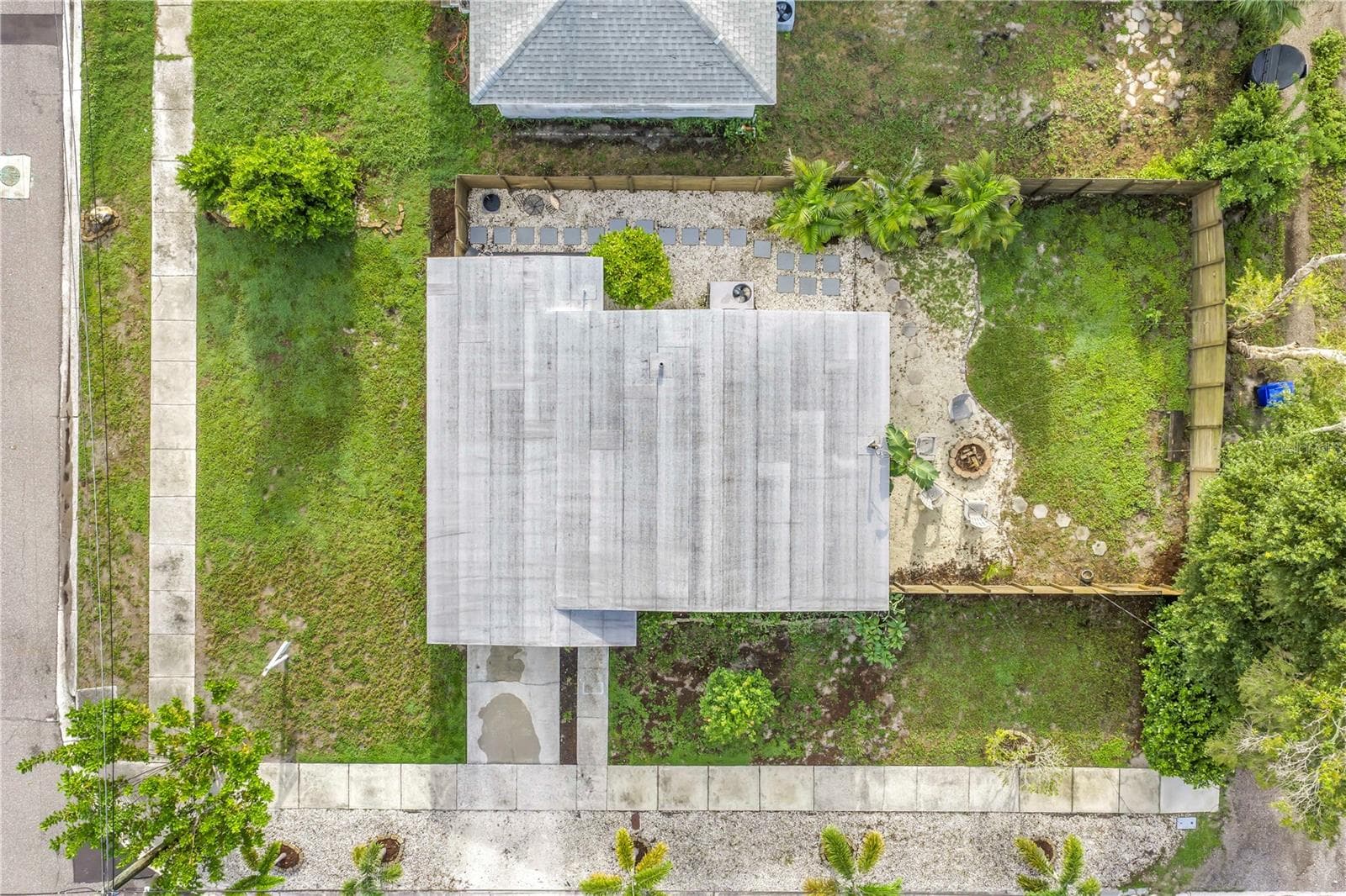 Single Family Residence at 2400 46TH ST S, ST PETERSBURG, photo 22 of 33