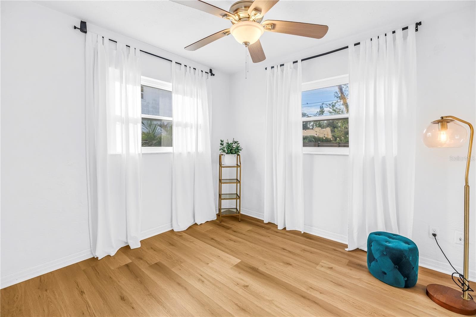 Single Family Residence at 2400 46TH ST S, ST PETERSBURG, photo 11 of 33