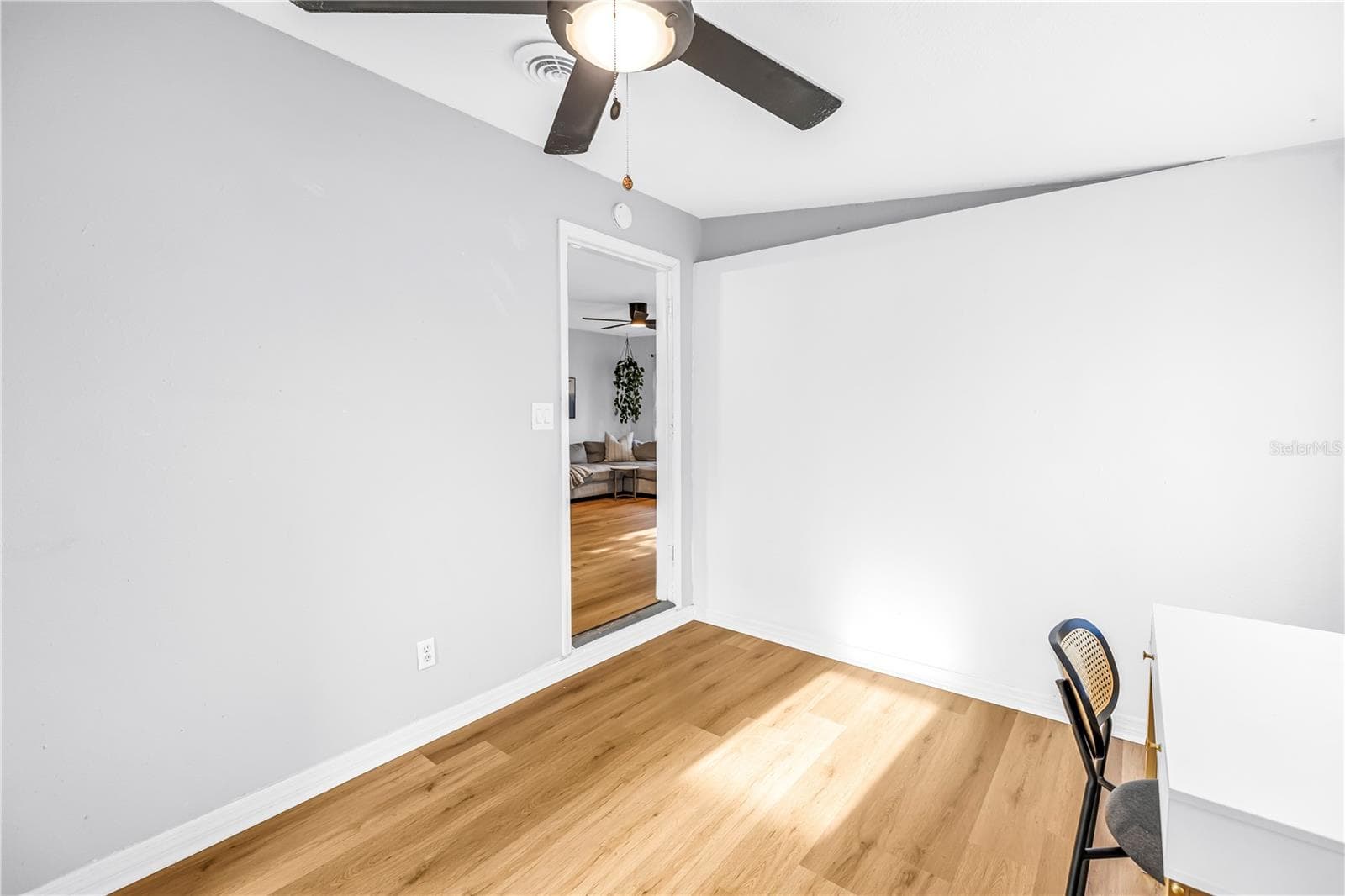 Single Family Residence at 2400 46TH ST S, ST PETERSBURG, photo 16 of 33