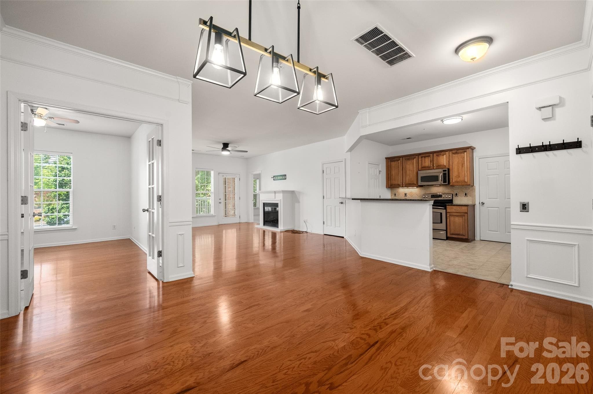 Condominium at 11530 Costigan Lane, Charlotte, photo 10 of 39