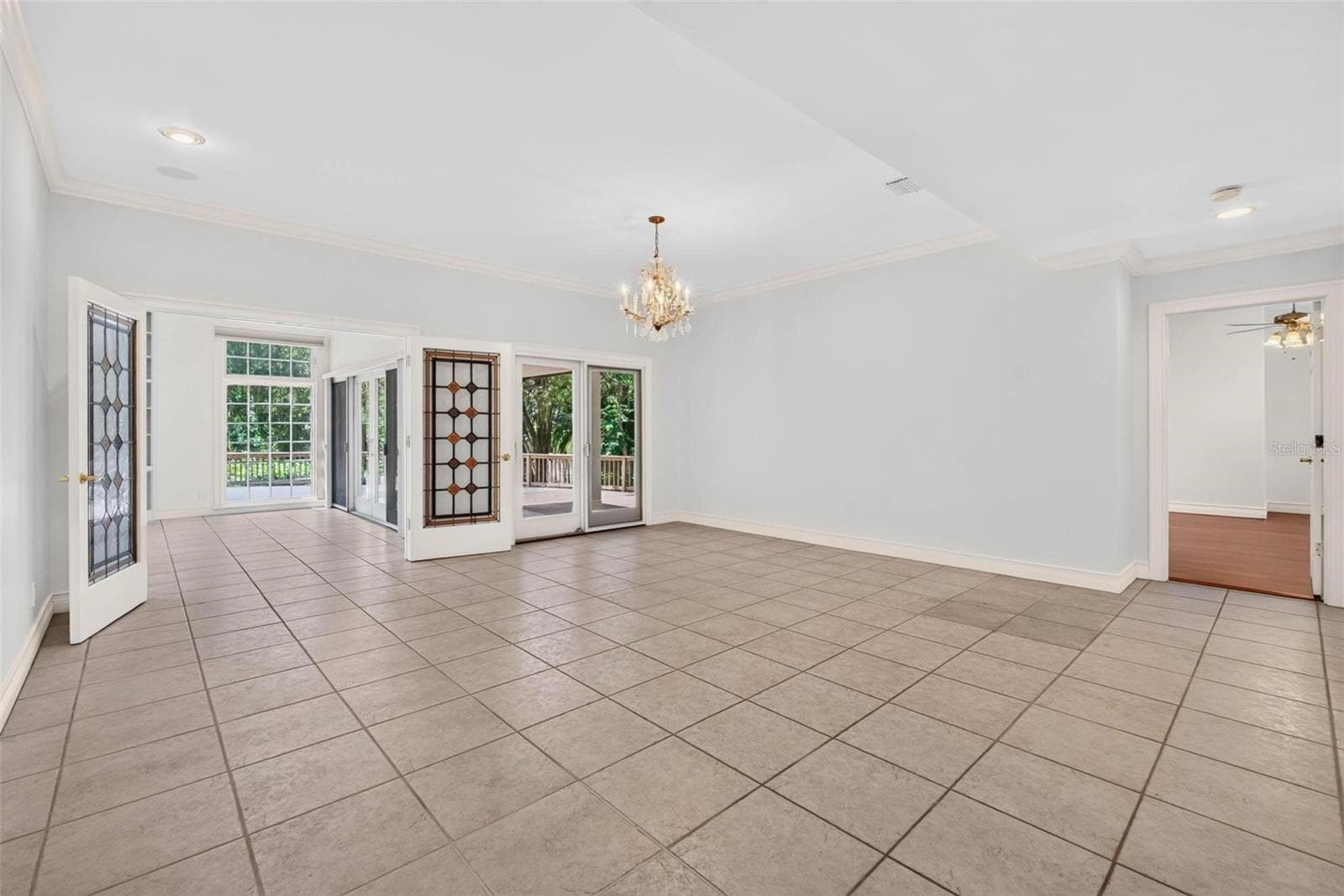 Formal Living Room - 1100 TORTUGA CIR NE, ST PETERSBURG
