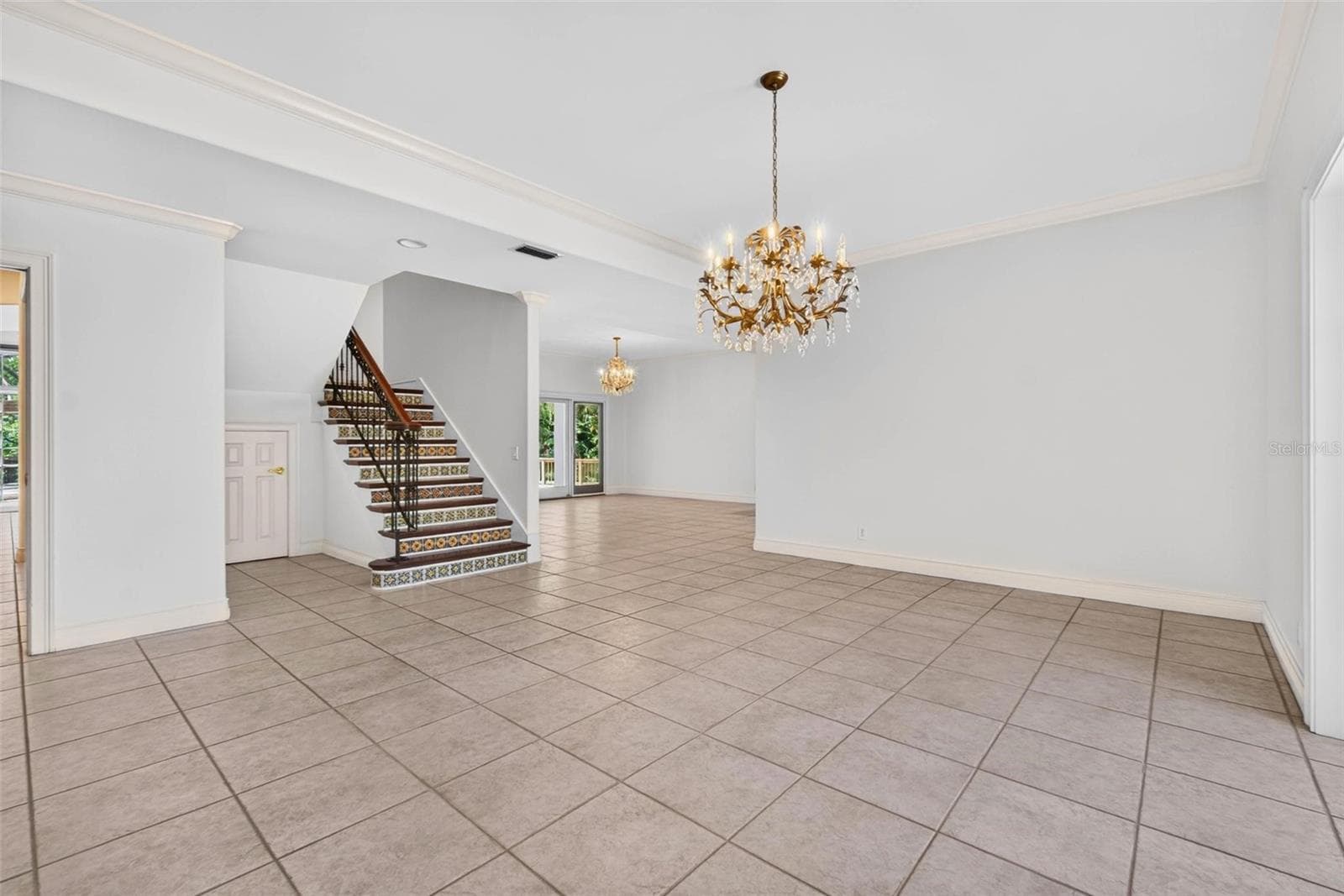 Formal Dining Room - 1100 TORTUGA CIR NE, ST PETERSBURG