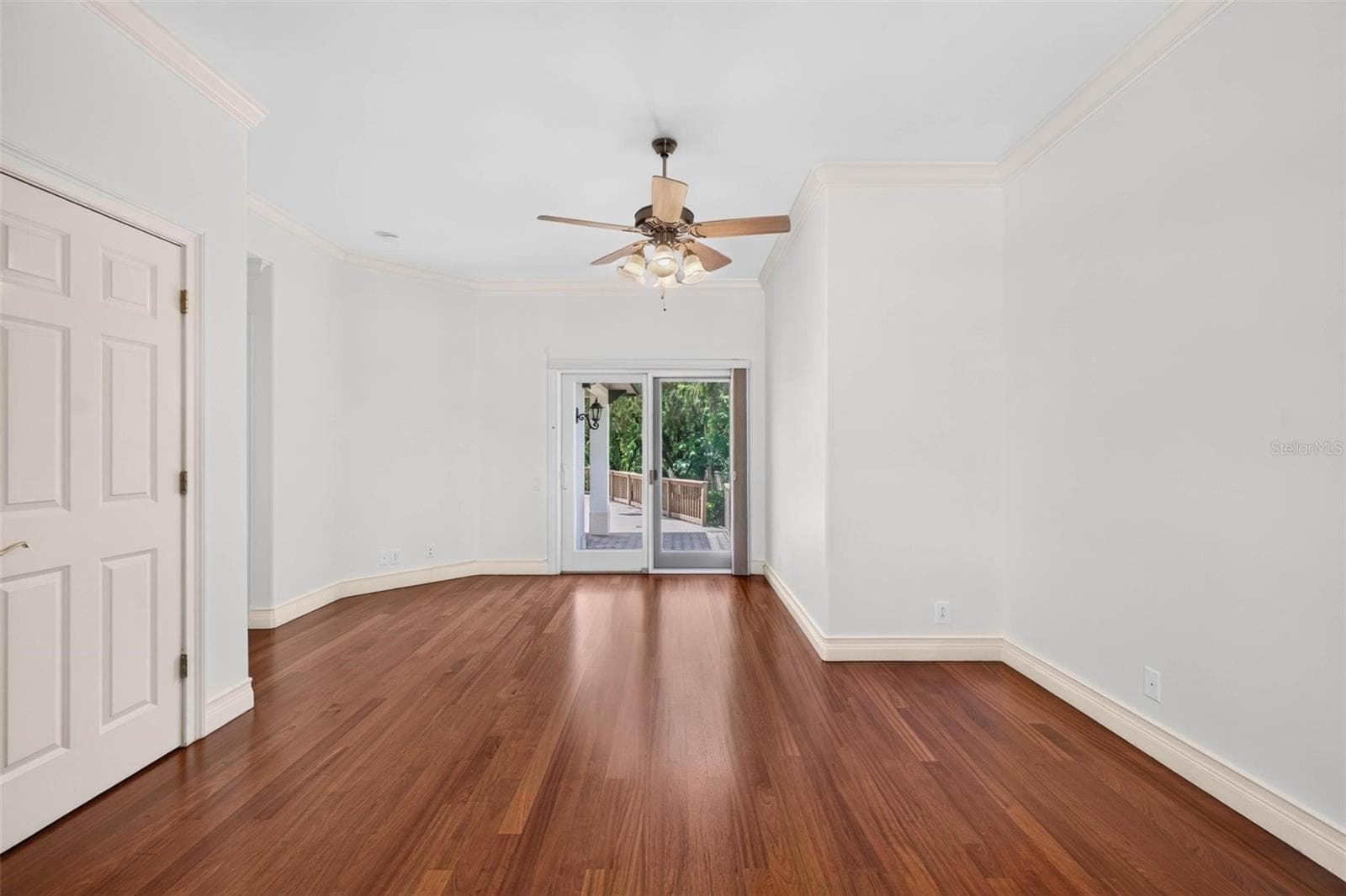 1st Floor Primary Suite - 1100 TORTUGA CIR NE, ST PETERSBURG