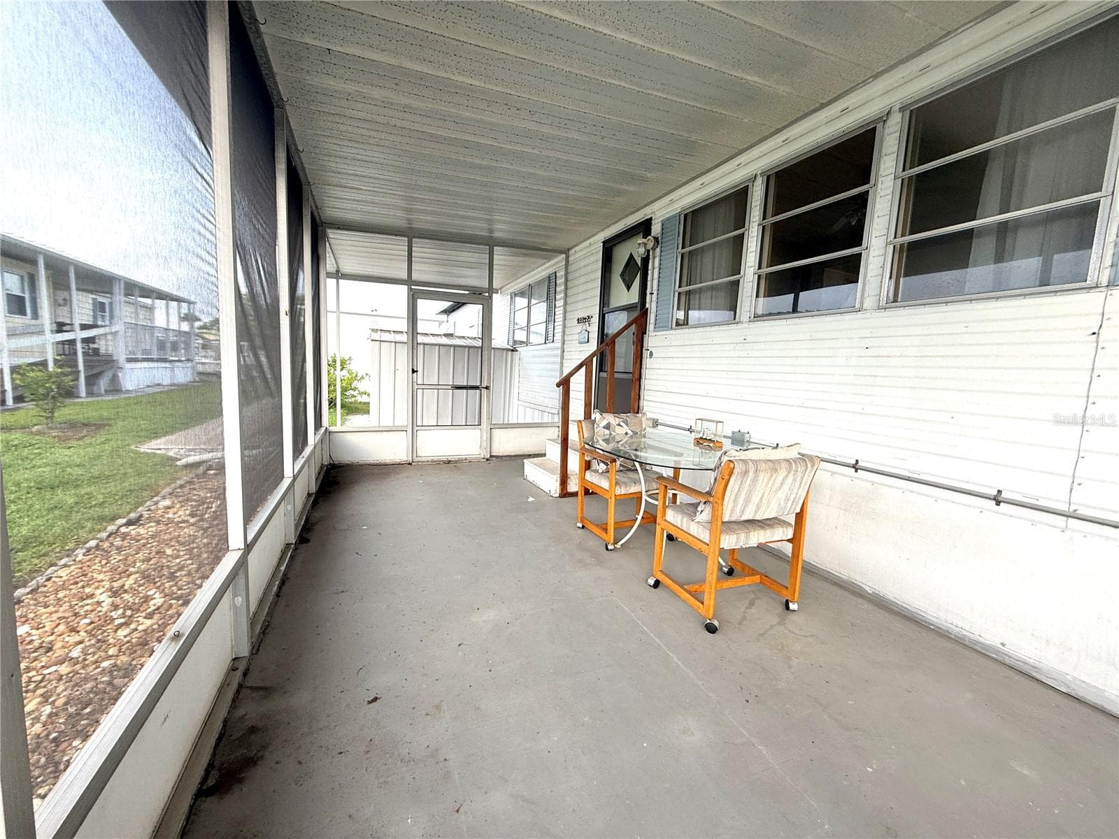 Mobile Home at 116 W SAINT JOHNS WAY, APOLLO BEACH, photo 14 of 24