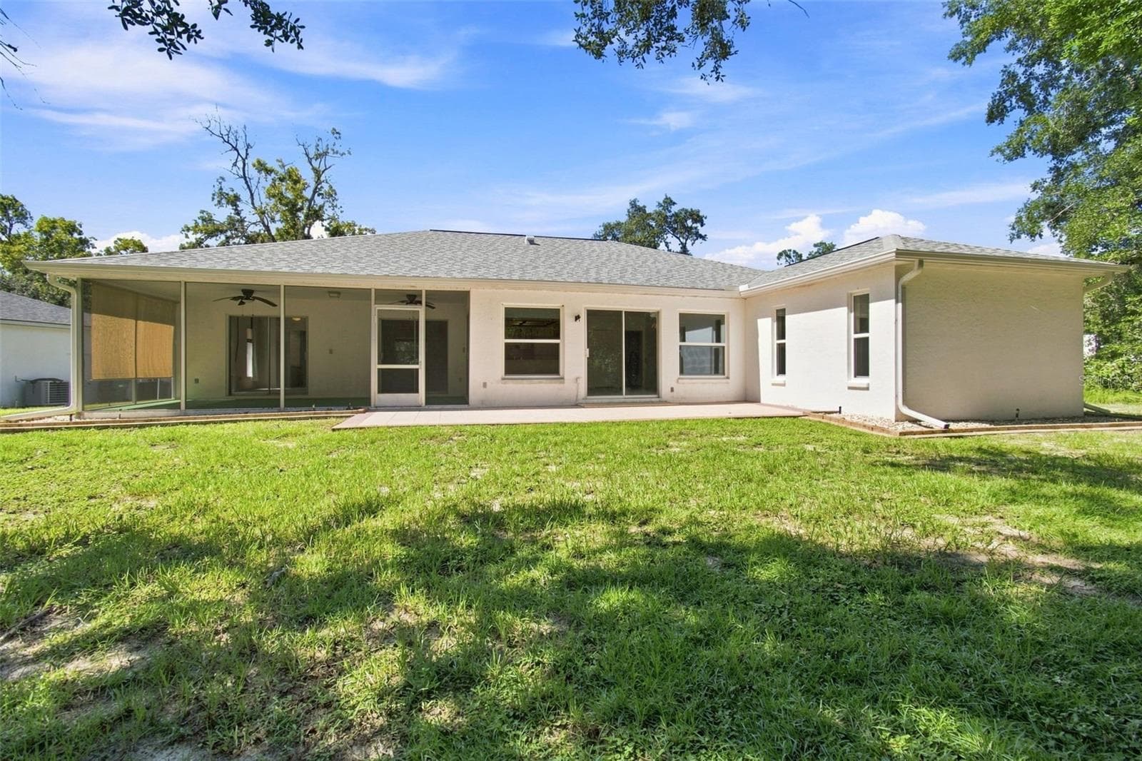 Single Family Residence at 8 SANDPINE CT W, HOMOSASSA, photo 15 of 23