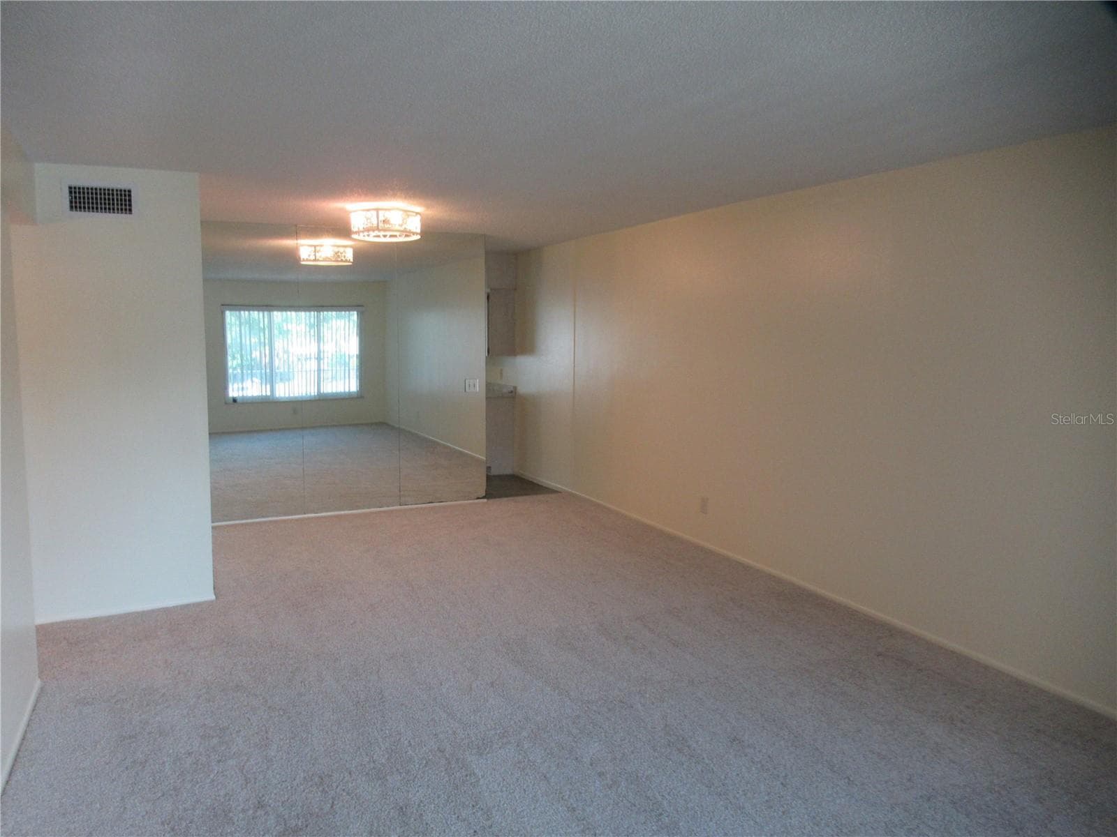 Condominium at 2363 ISRAELI DR #39, CLEARWATER, photo 5 of 23