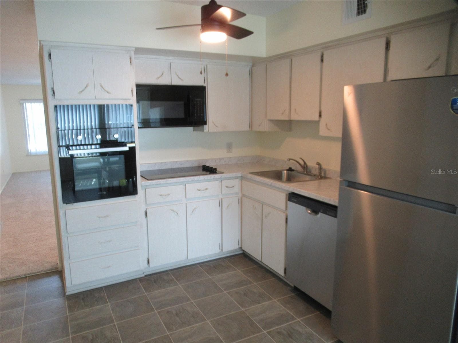 Condominium at 2363 ISRAELI DR #39, CLEARWATER, photo 11 of 23