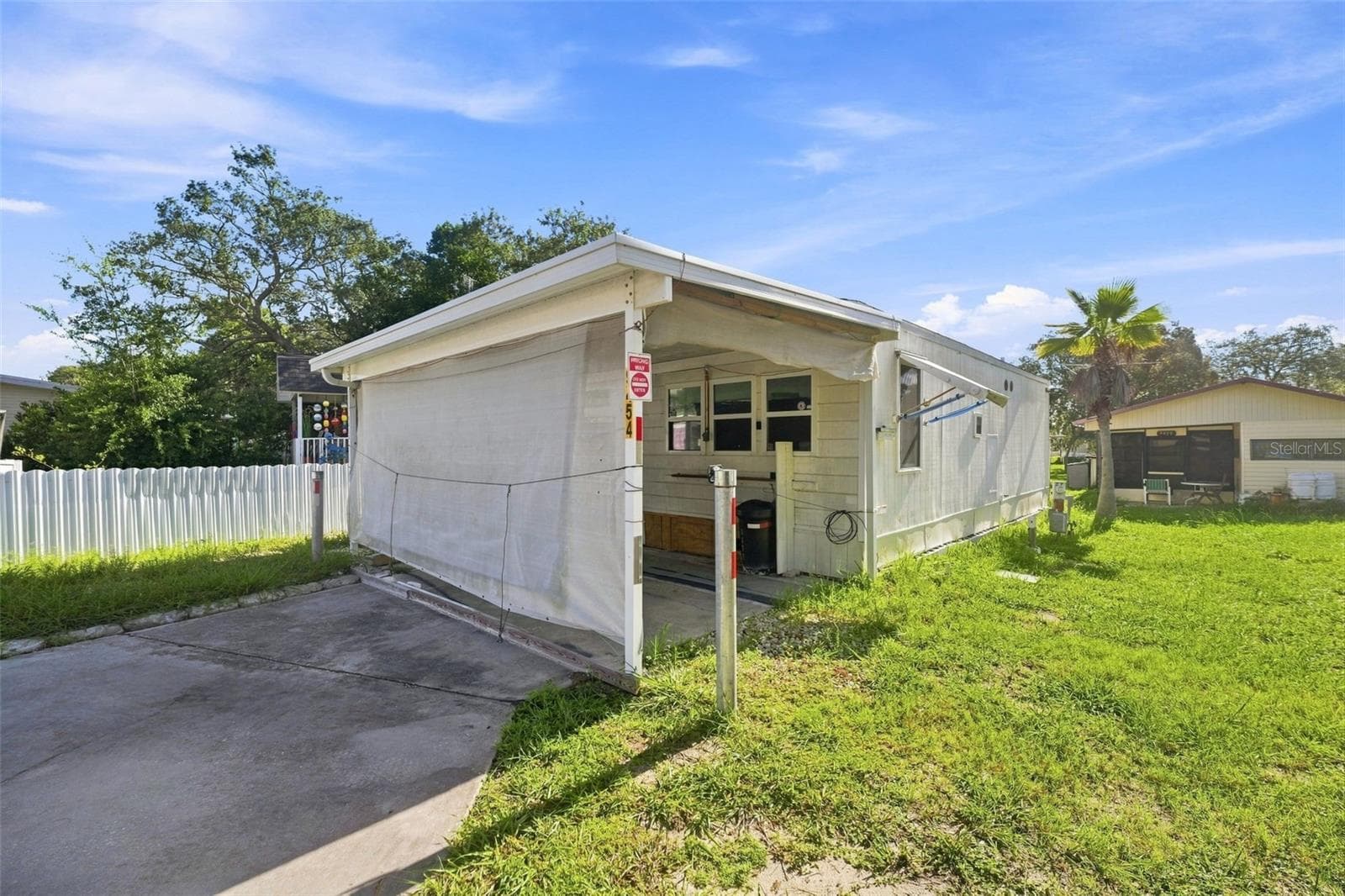 Front Exterior - 9454 GRAY FOX DR, WEEKI WACHEE