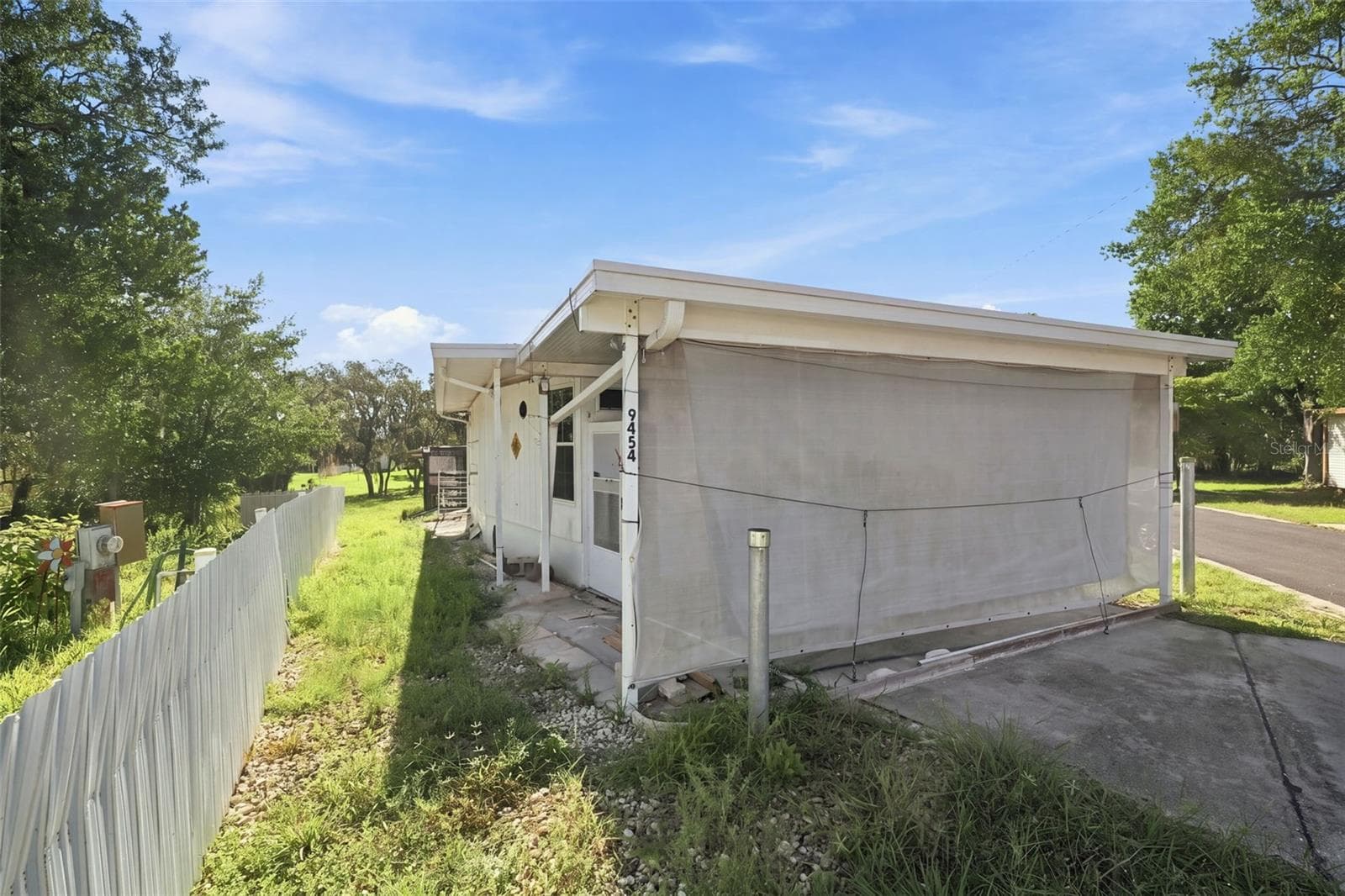 Front Exterior - 9454 GRAY FOX DR, WEEKI WACHEE