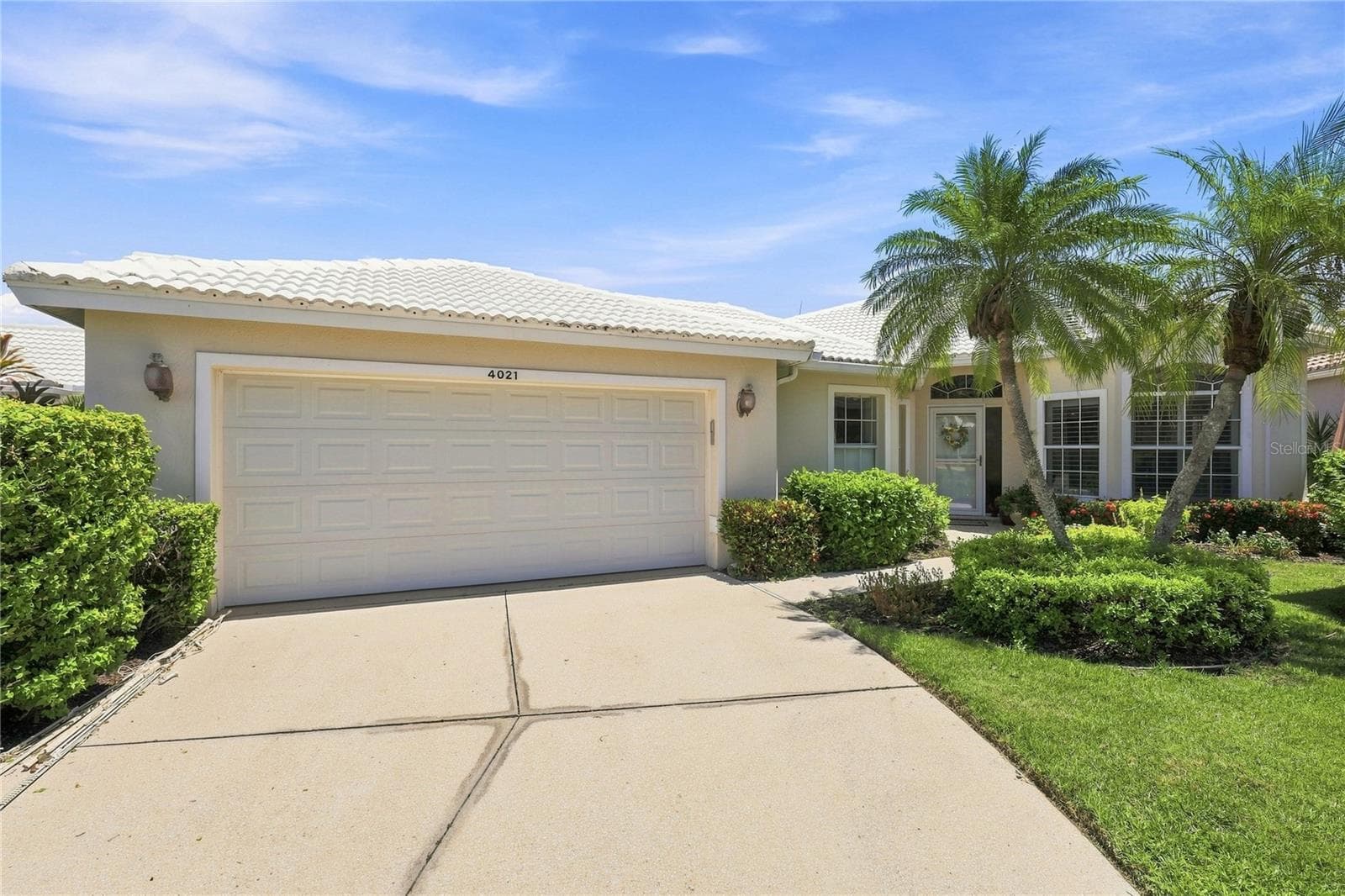 Single Family Residence at 4021 VIA MIRADA, SARASOTA, photo 2 of 37