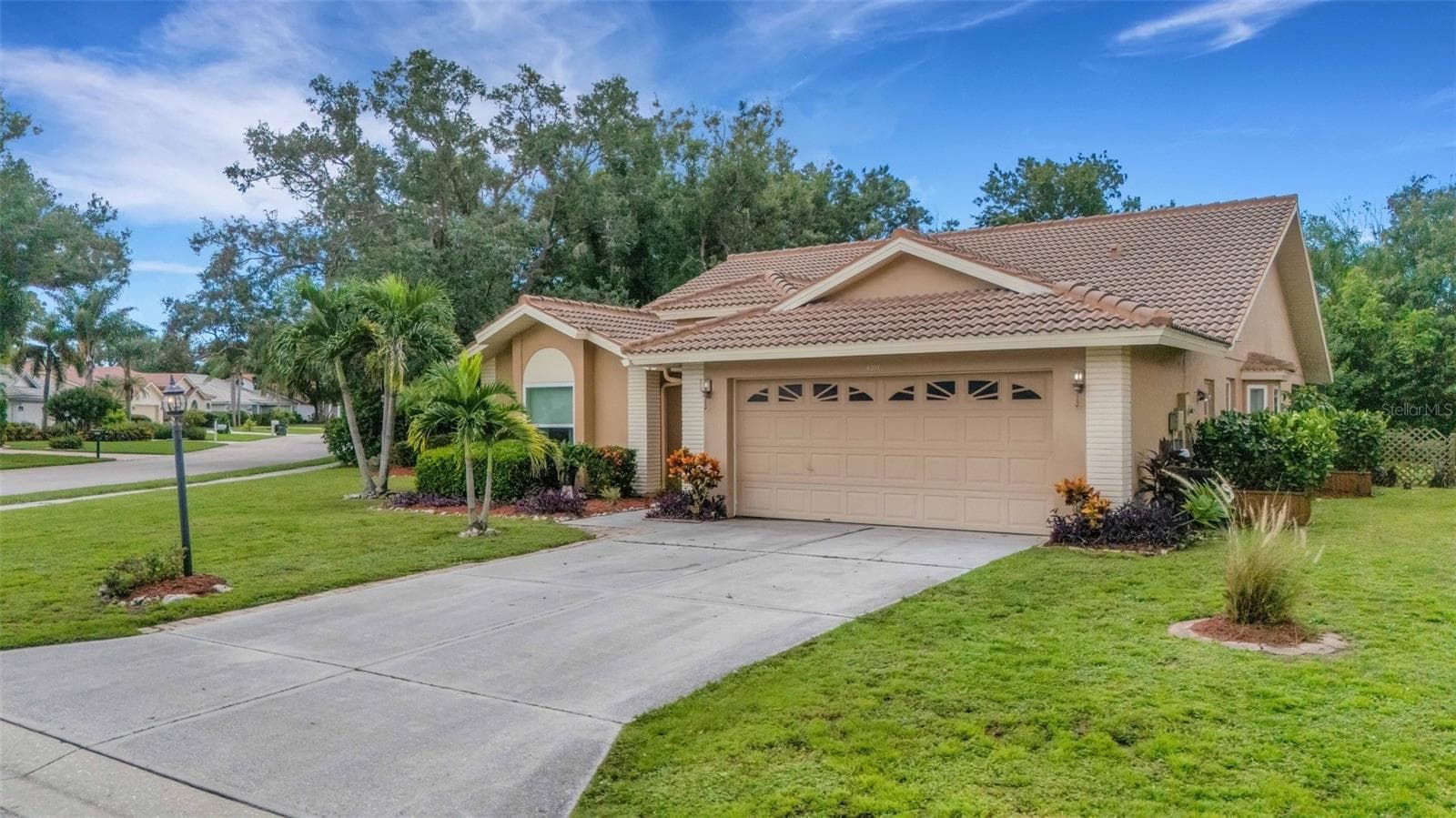 Single Family Residence at 6104 NICOLE DR, SARASOTA, photo 4 of 70