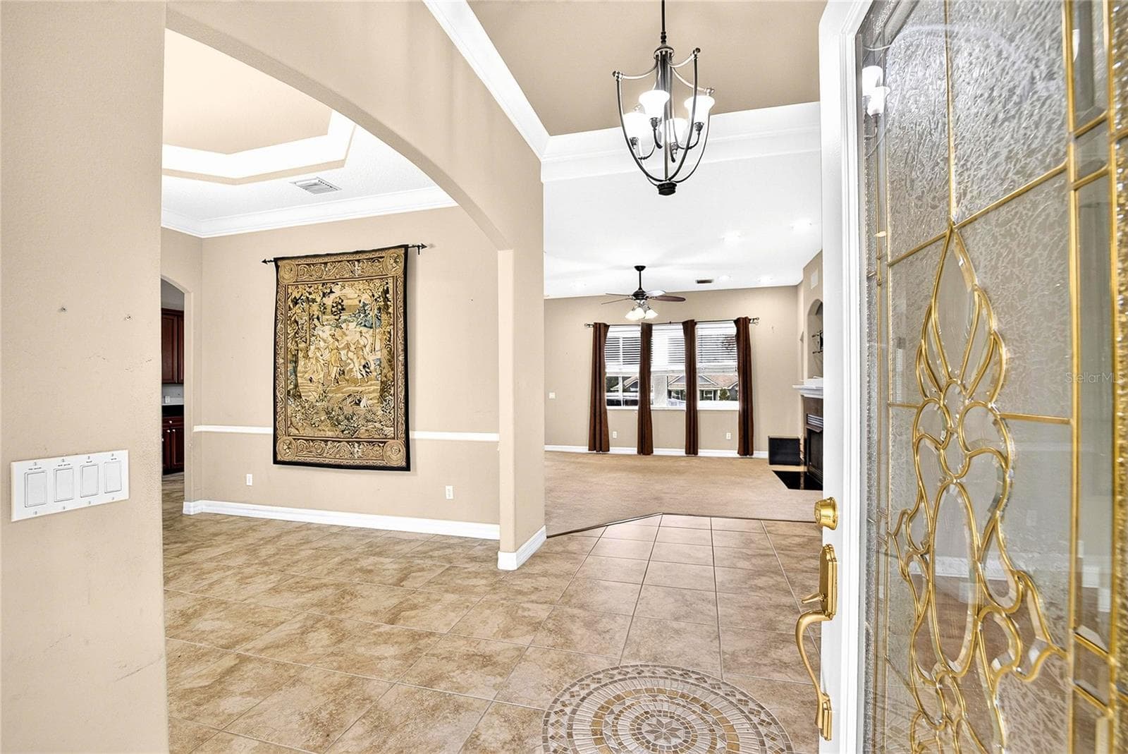 ENTRANCE - 13975 MCINTOSH RD, THONOTOSASSA