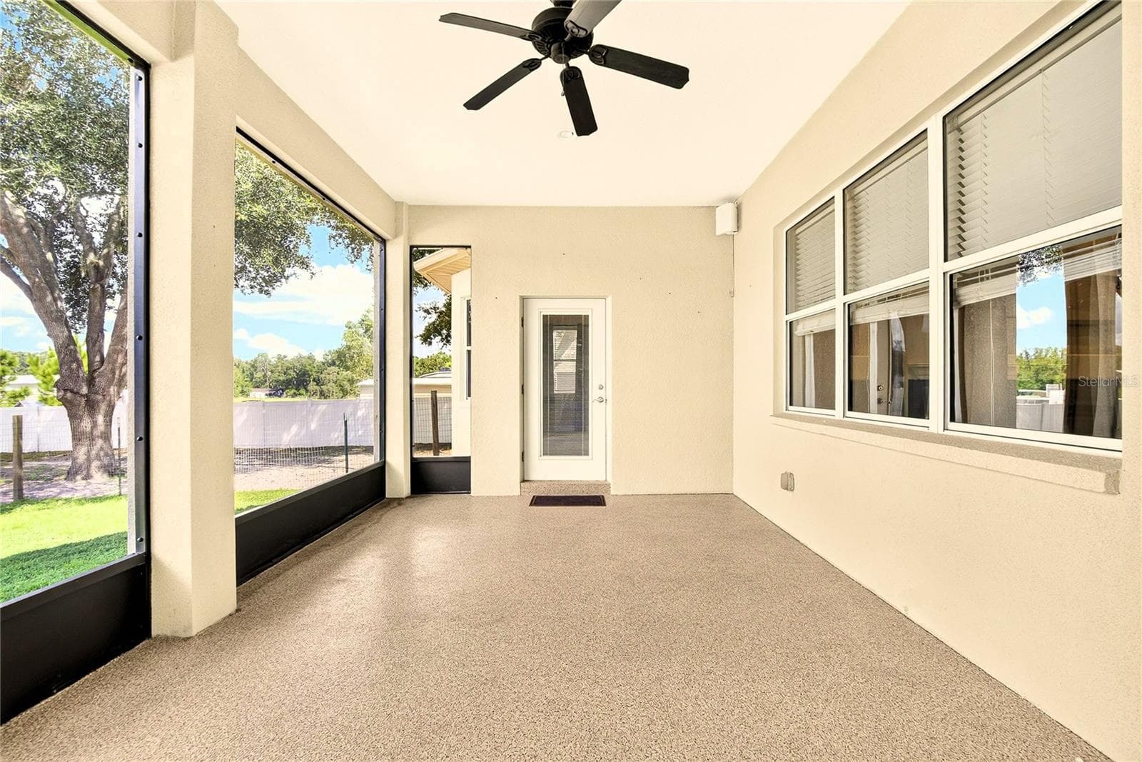 REAR LANAI OFF FAMILY ROOM - 13975 MCINTOSH RD, THONOTOSASSA