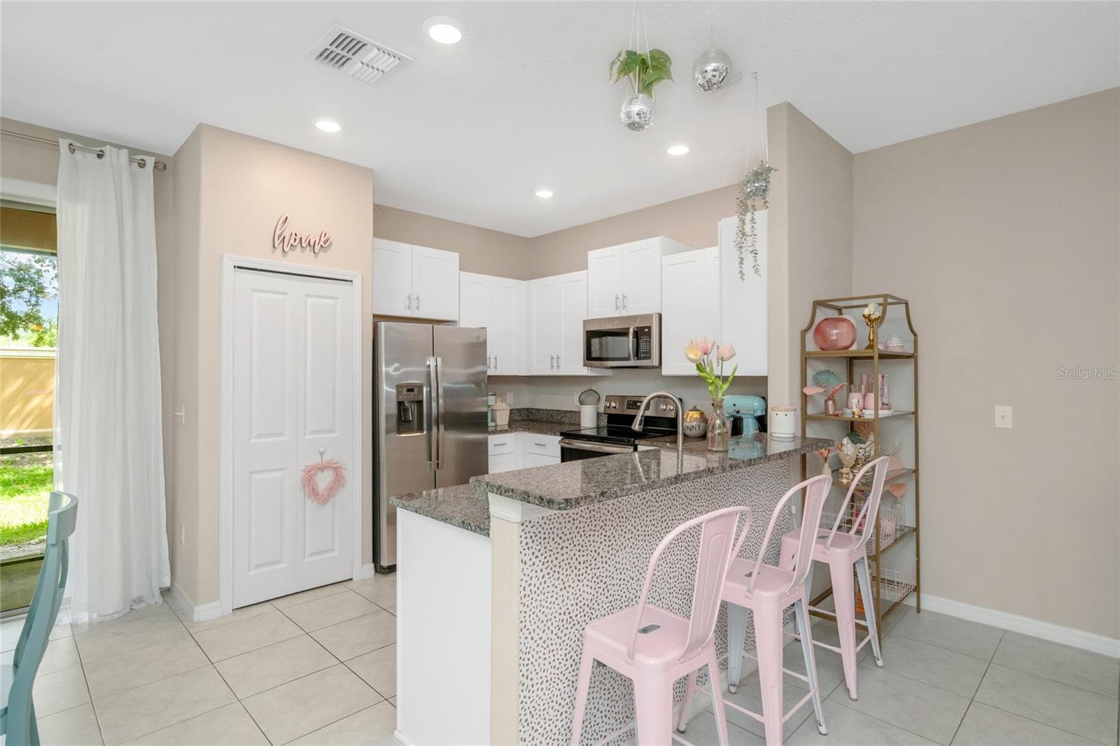 Townhouse at 11904 CASTINE ST, NEW PORT RICHEY, photo 8 of 67