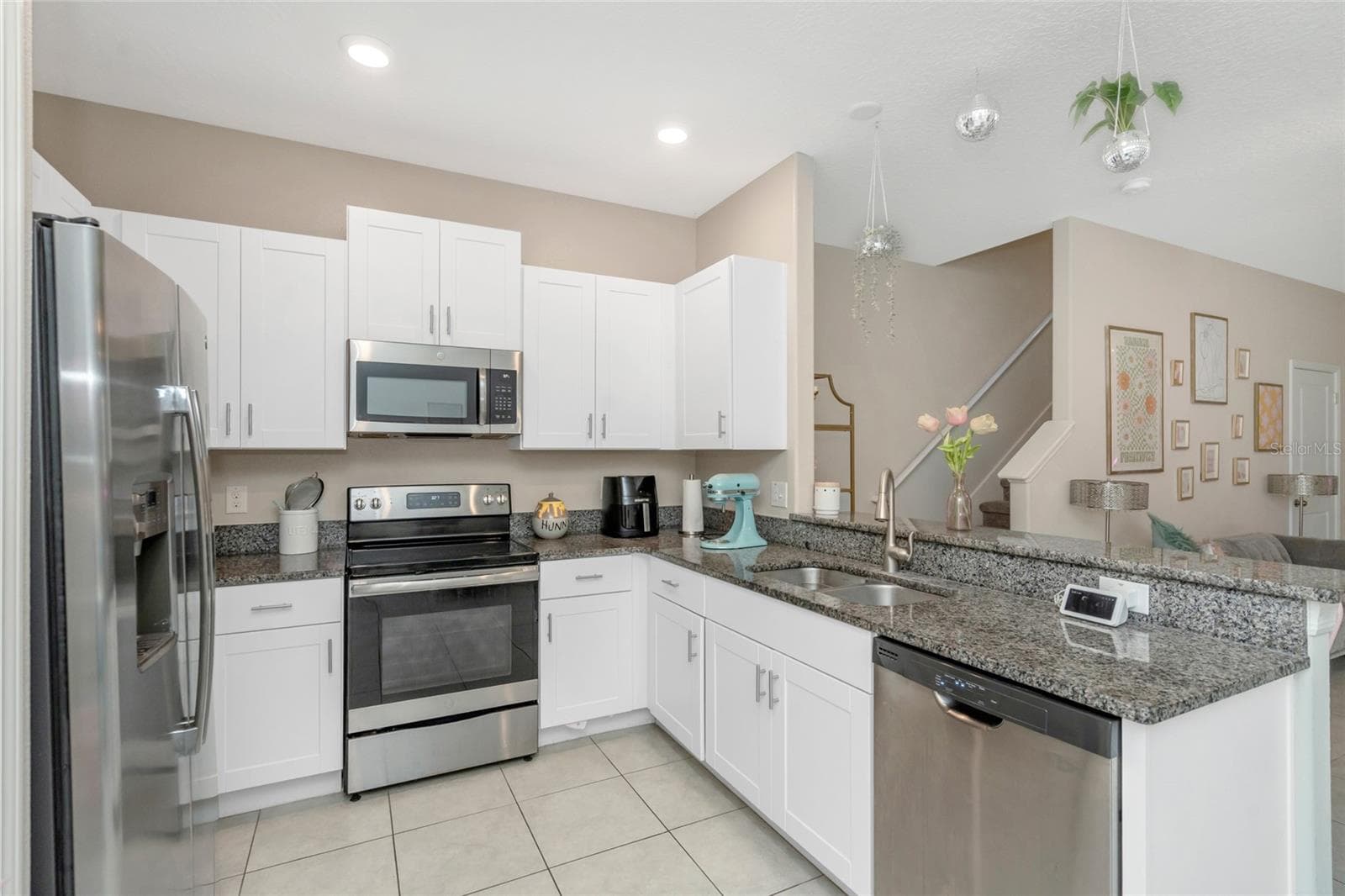 Townhouse at 11904 CASTINE ST, NEW PORT RICHEY, photo 9 of 67